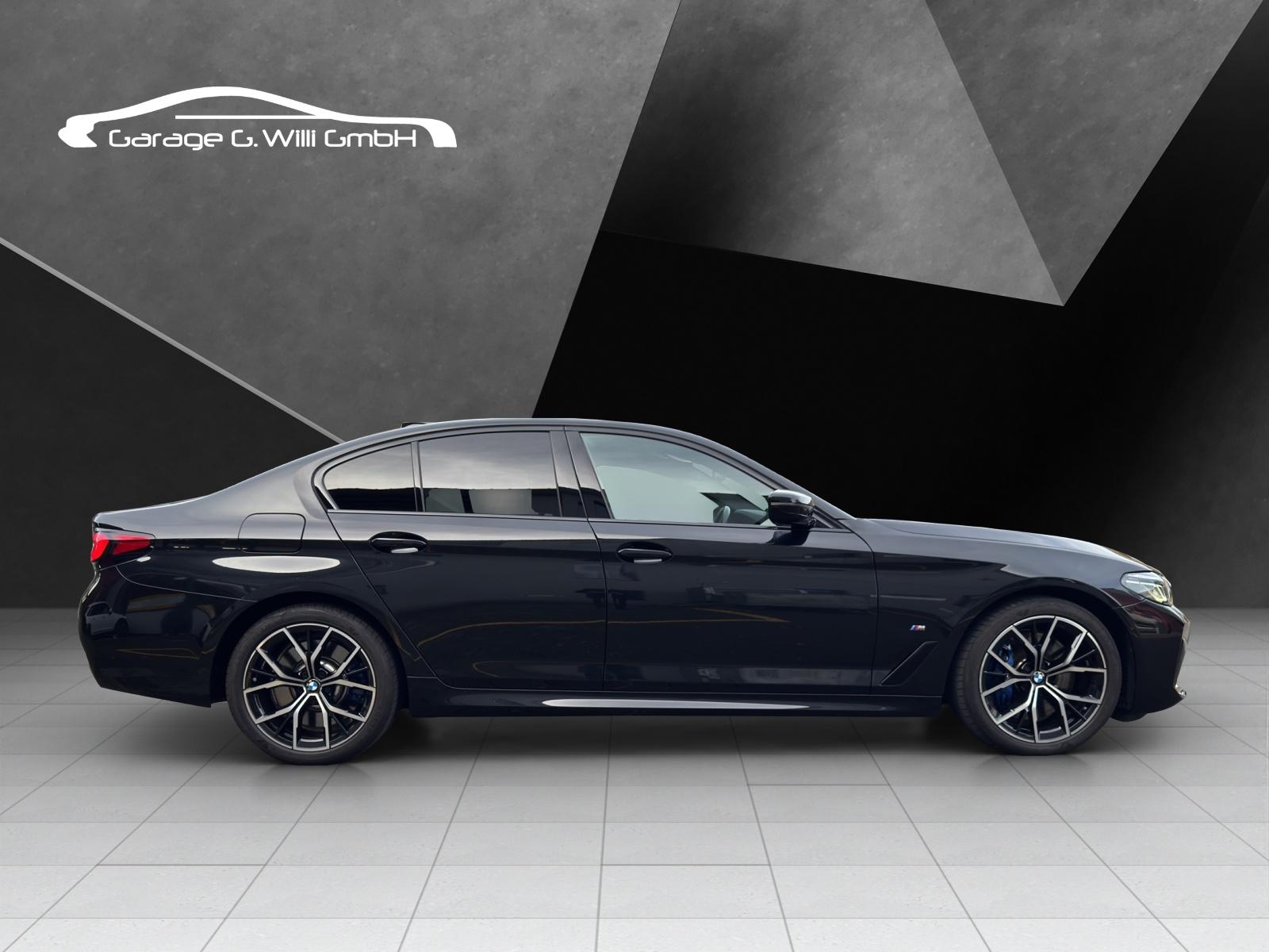 BMW 540i xDrive 48V Pure M Sport Steptronic-showroom-element-3