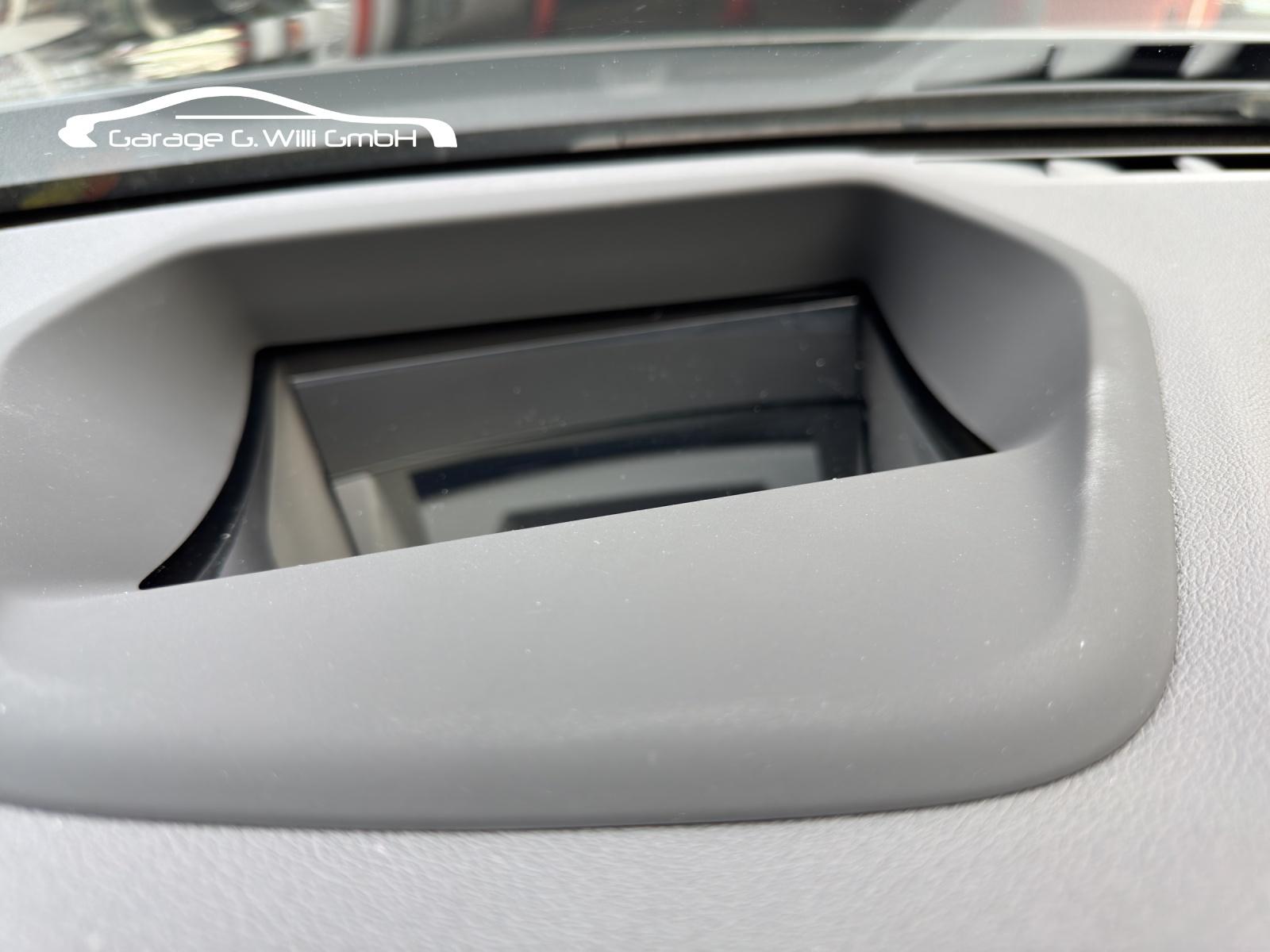 BMW 540i xDrive 48V Pure M Sport Steptronic-image-15
