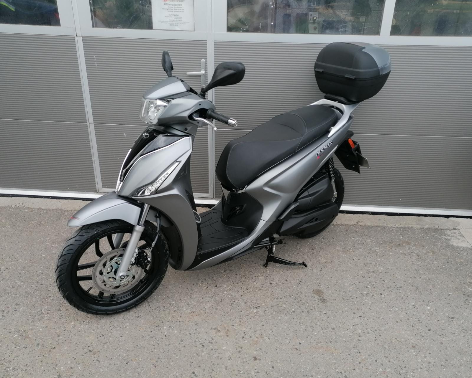 KYMCO People S 125i ABS Topcase/Windschild-image-2