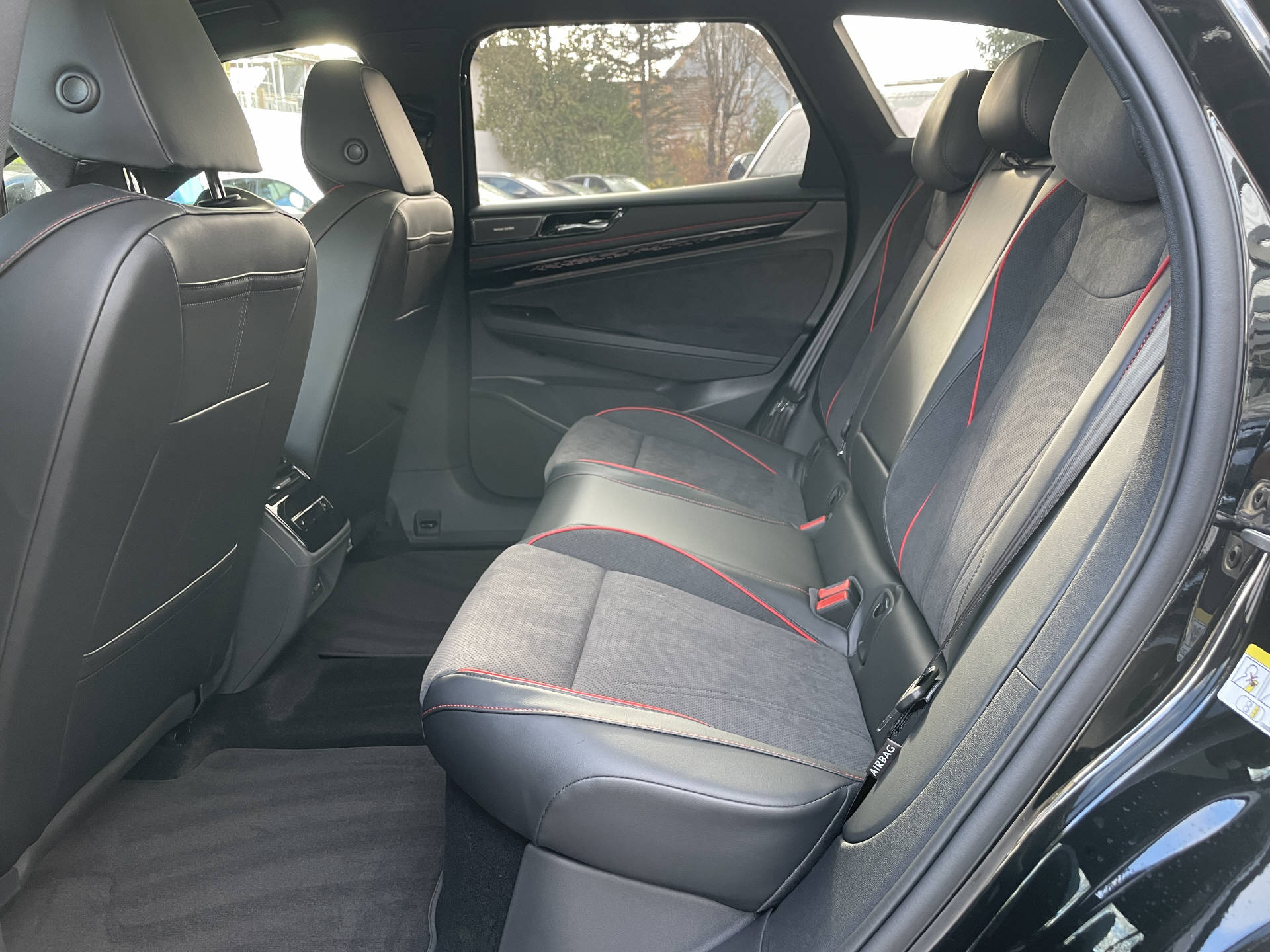 VW ID.7 Tourer GTX UNITED 4motion-image-8