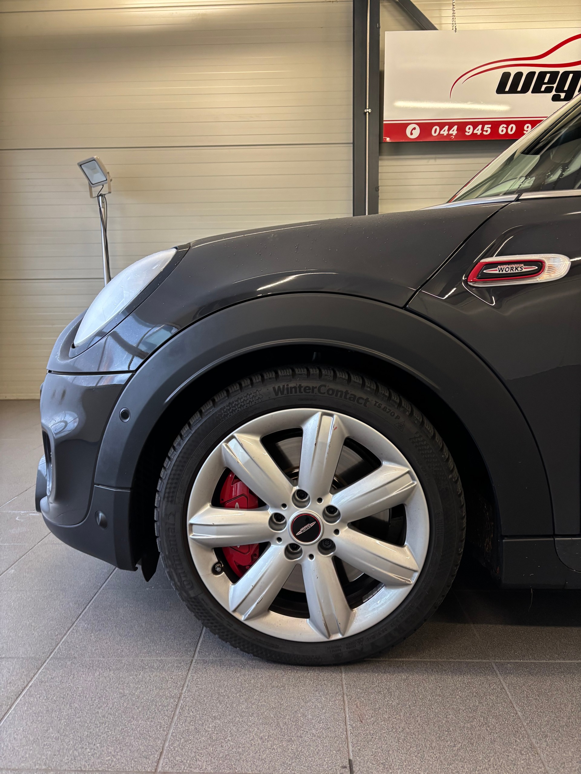 MINI Cooper John Cooper Works Steptronic-image-6