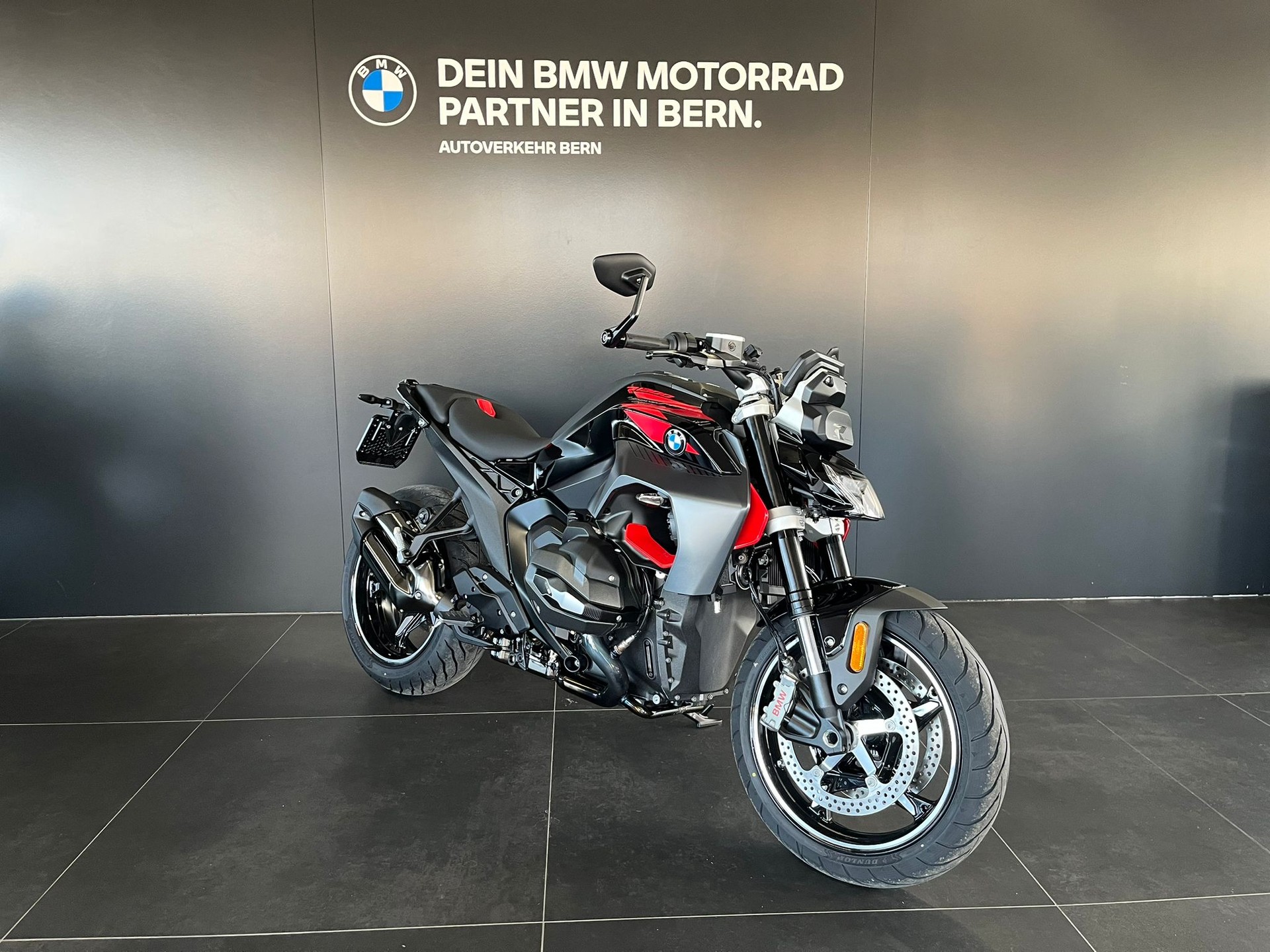 BMW R 1300 R-image-1