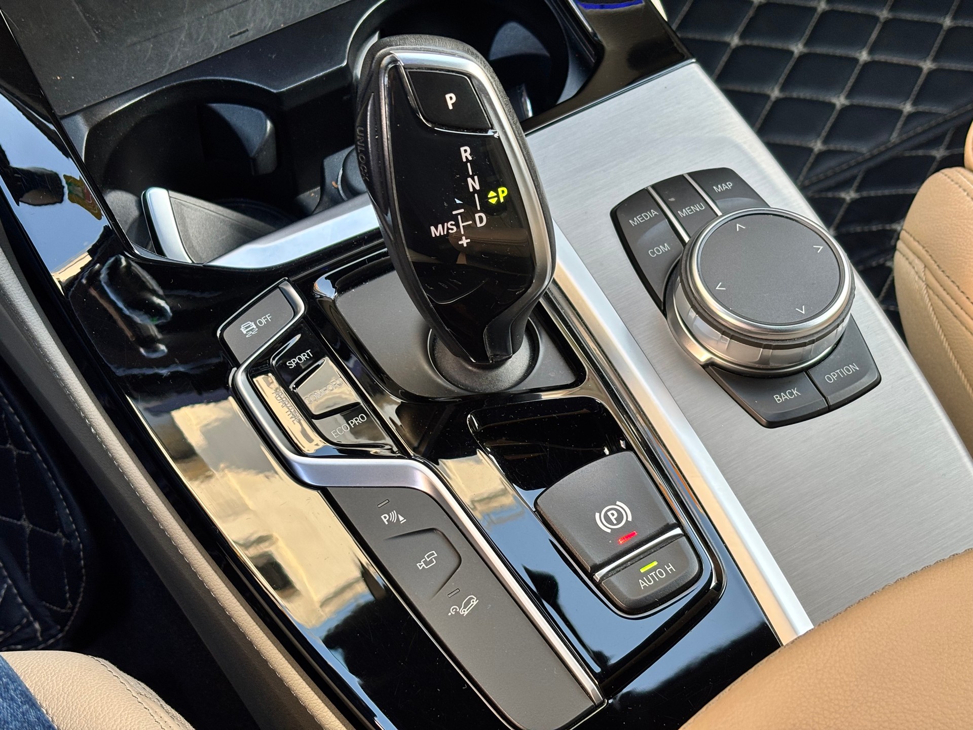 BMW X4 xDrive 30i M Sport Steptronic-image-17