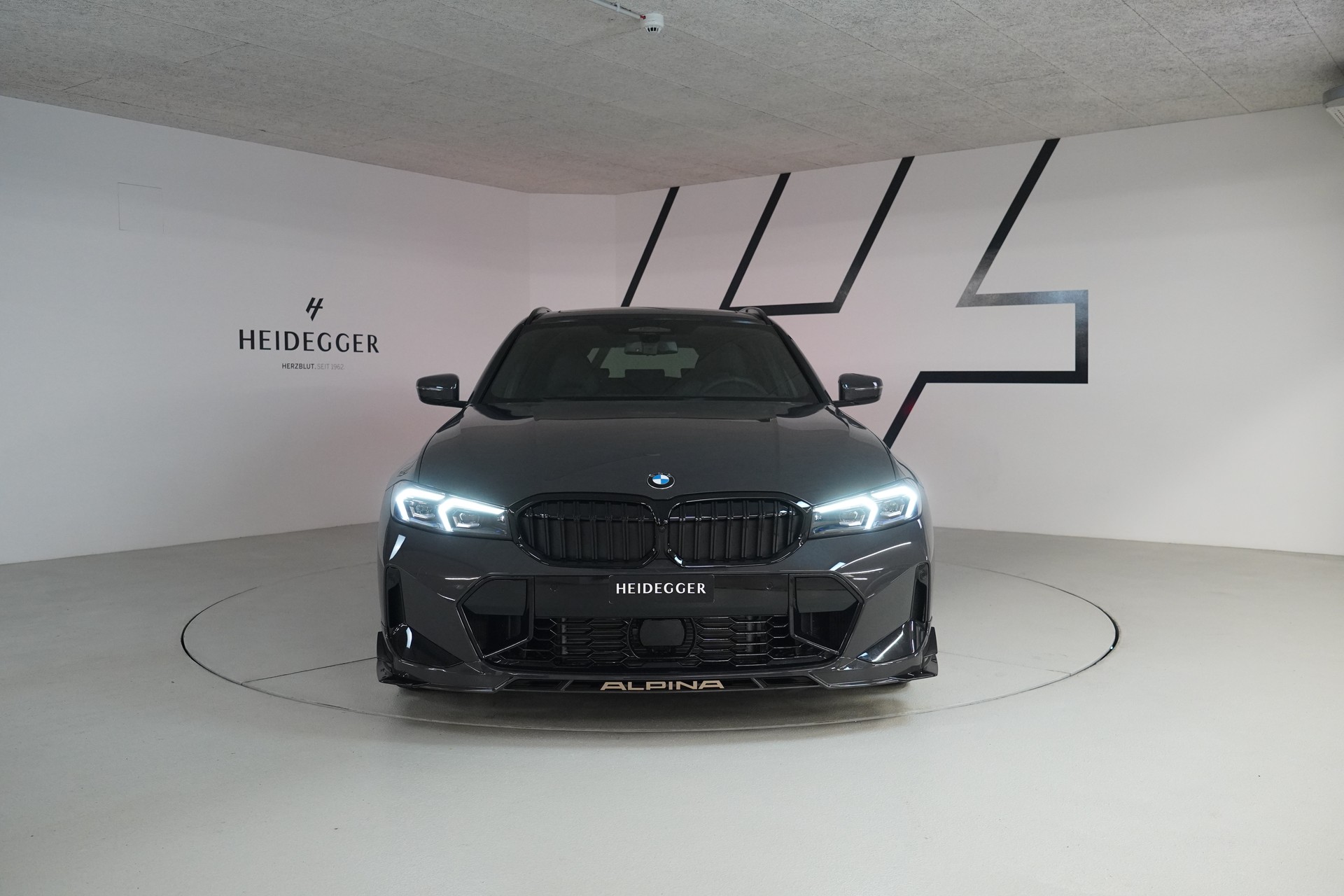 BMW-ALPINA B3 BiTurbo Touring 3.0 xDrive GT Switch-Tronic-showroom-element-1