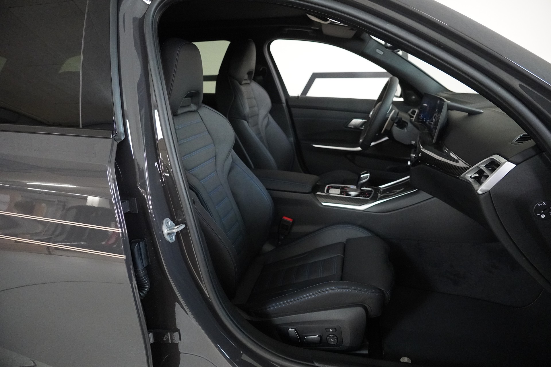 BMW-ALPINA B3 BiTurbo Touring 3.0 xDrive GT Switch-Tronic-image-14