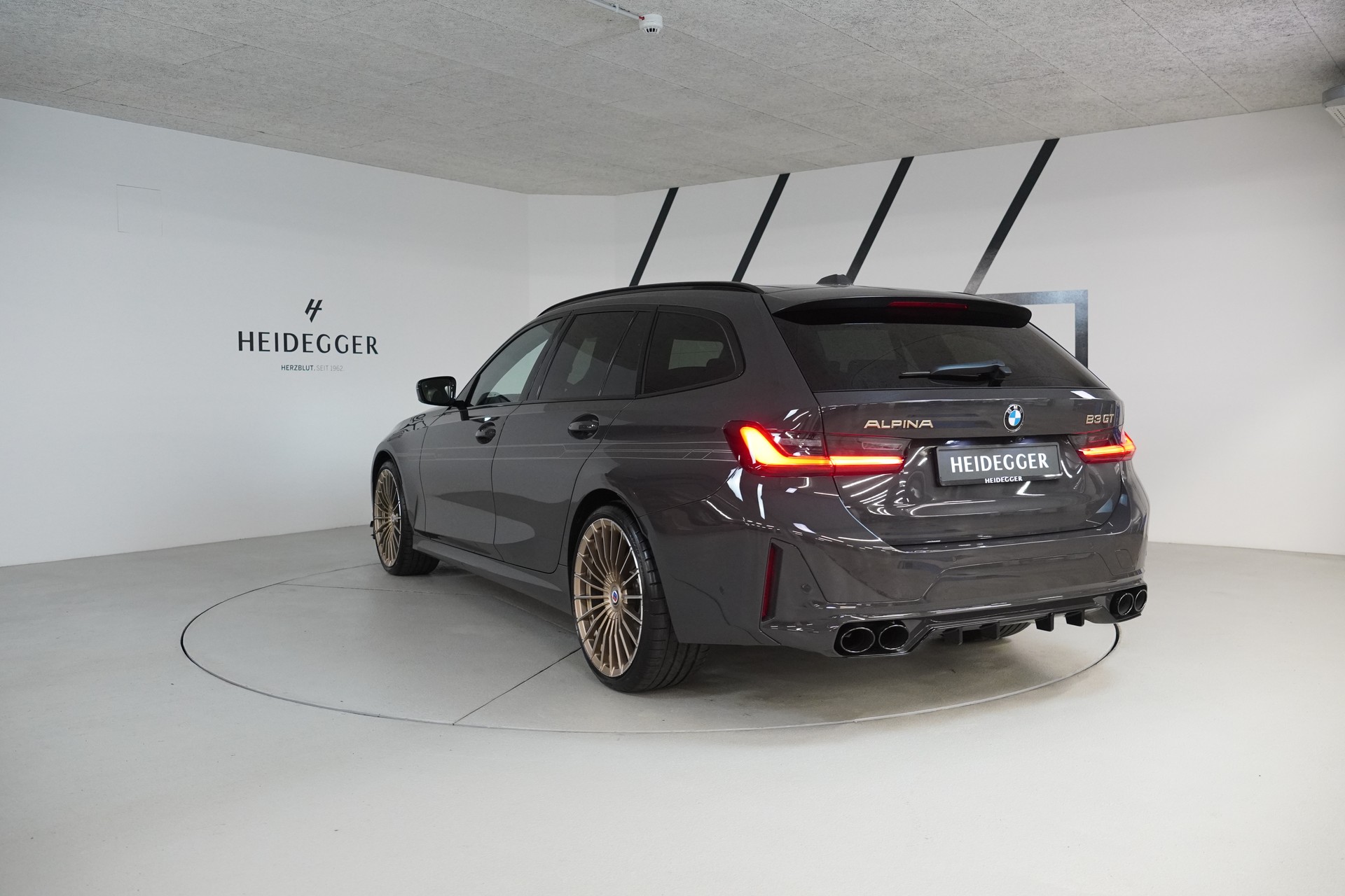 BMW-ALPINA B3 BiTurbo Touring 3.0 xDrive GT Switch-Tronic-image-4