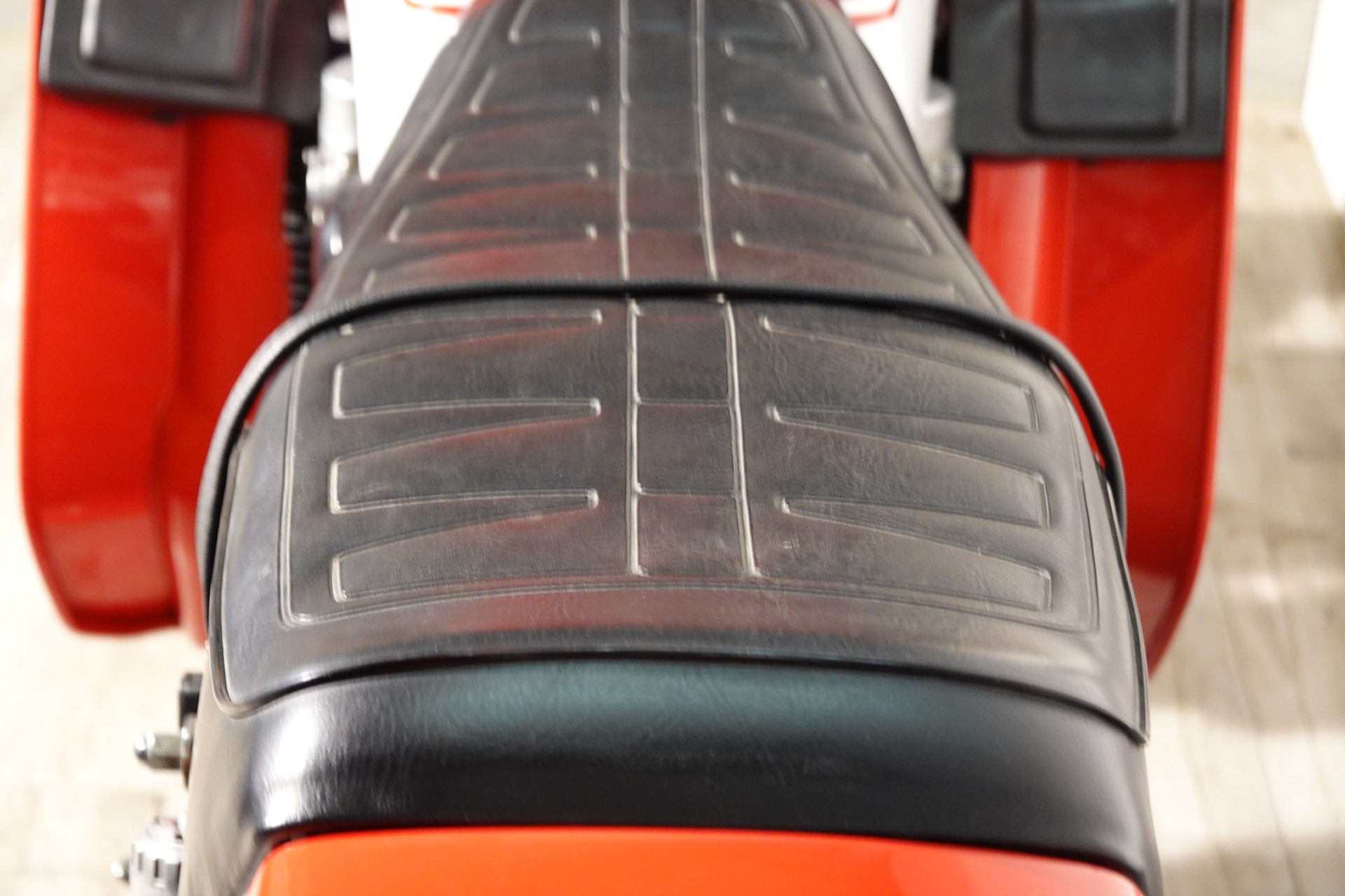 HONDA HOND A CB 900 F2 SC 09-image-12