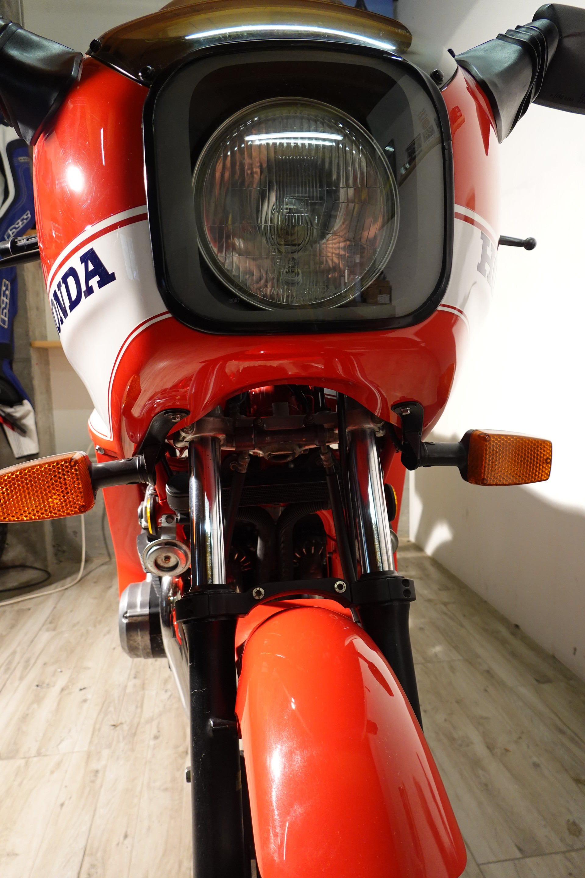 HONDA HOND A CB 900 F2 SC 09-image-13