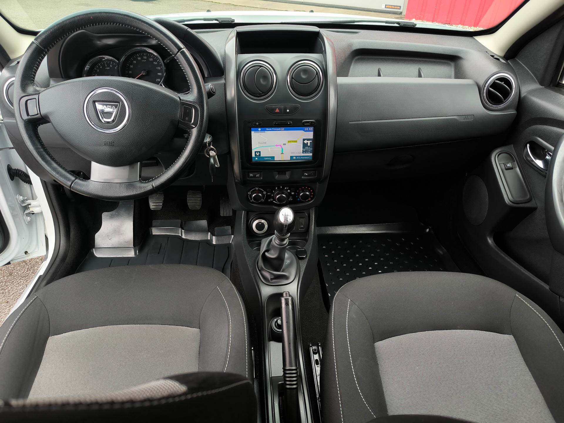DACIA Duster 1.5 dCi Privilège 4x4-image-2