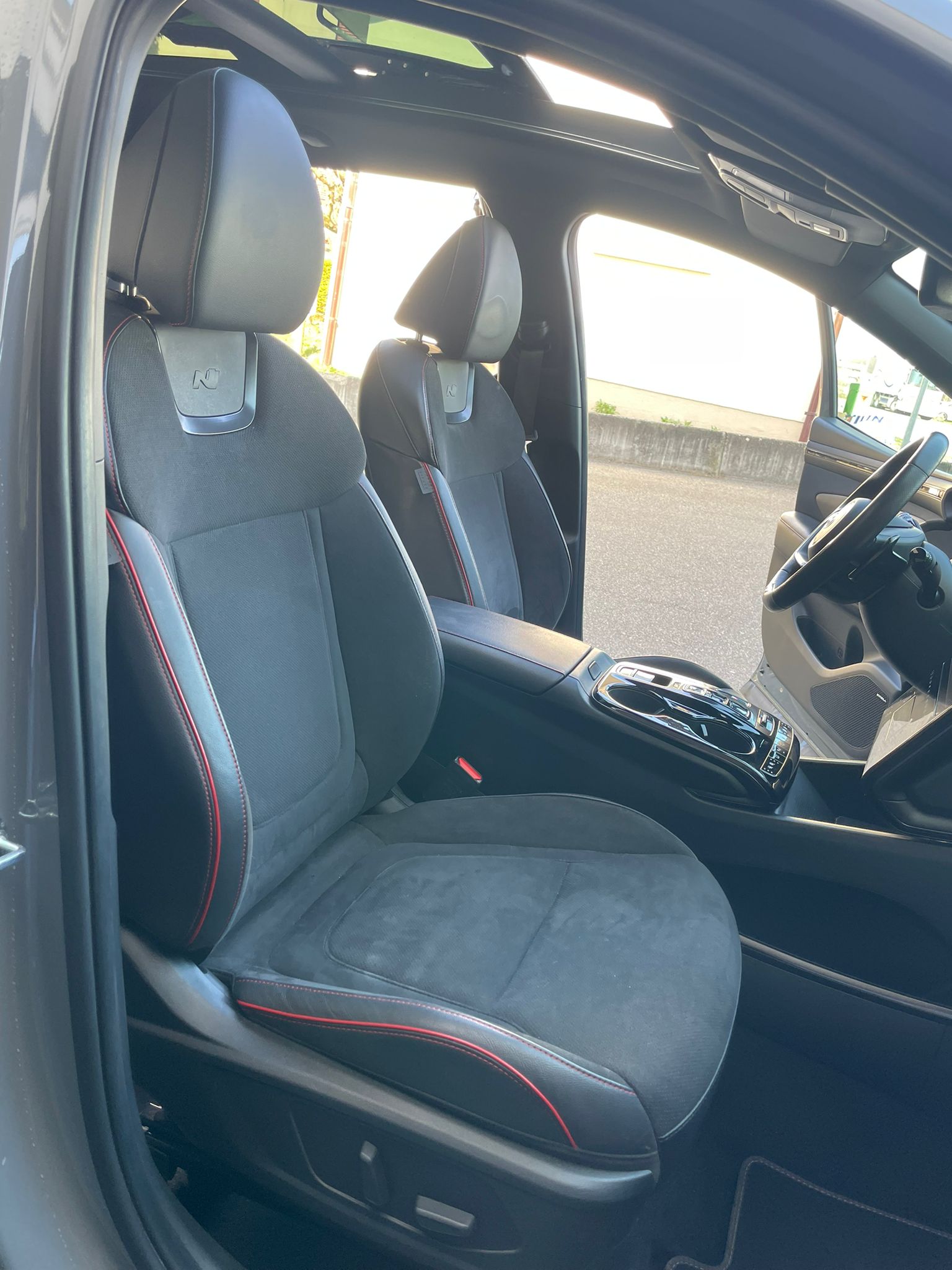 HYUNDAI Tucson 1.6 TGDI HEV starker 230PS N Line LUX pack 4WD Werksgarantie bis 05/2027-image-4