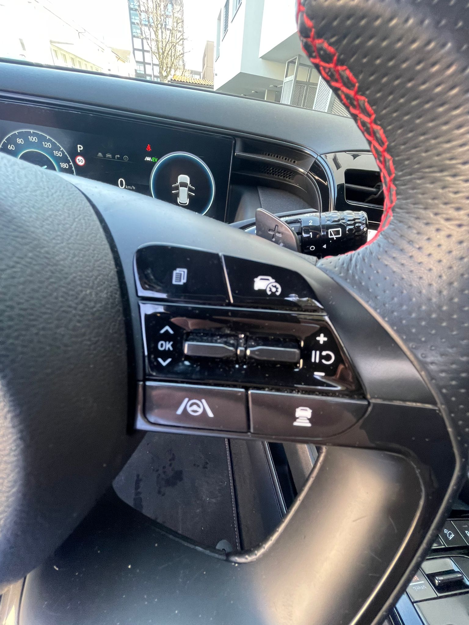HYUNDAI Tucson 1.6 TGDI HEV starker 230PS N Line LUX pack 4WD Werksgarantie bis 05/2027-image-8