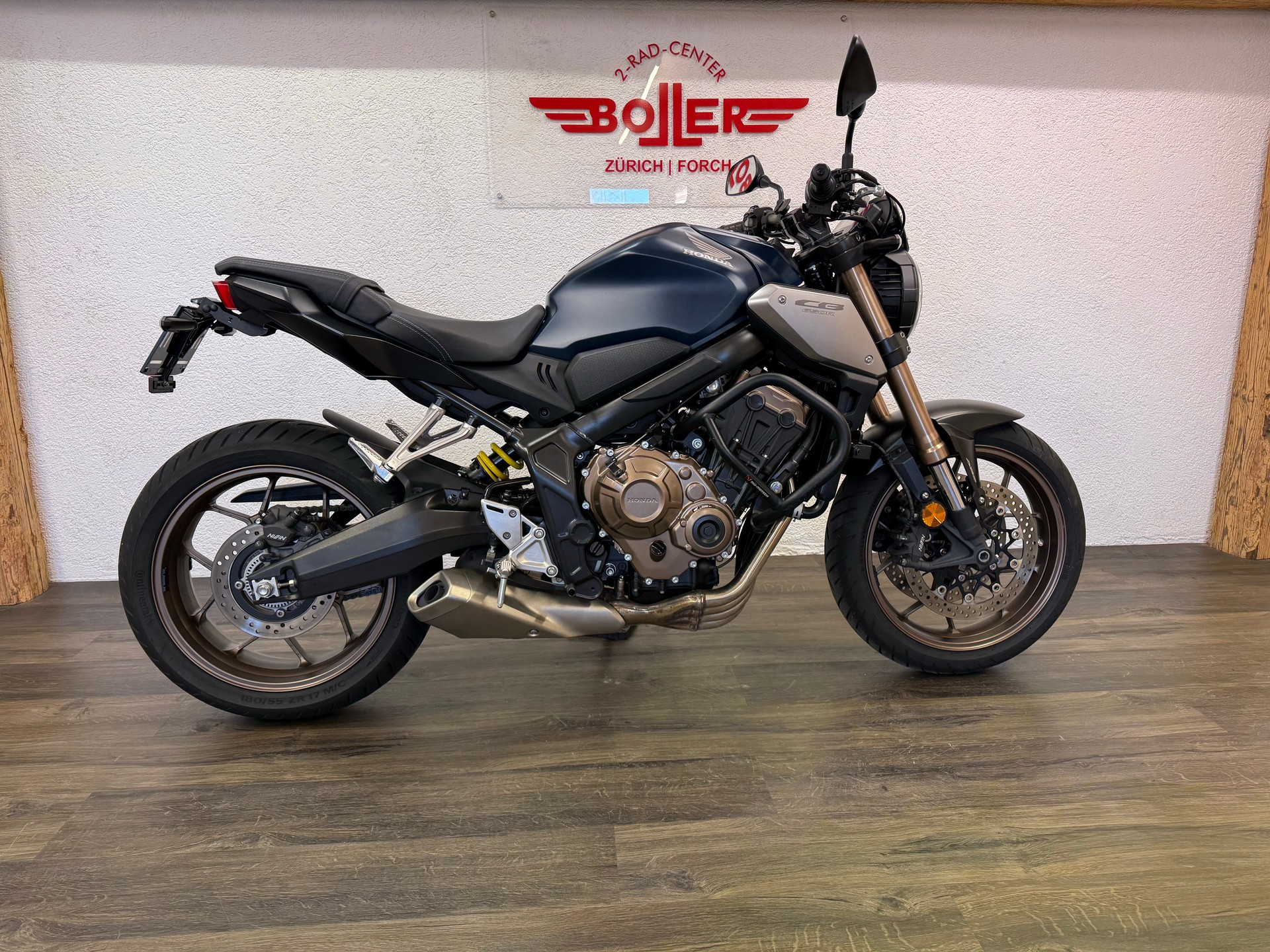HONDA CB 650 R ABS-showroom-element-1
