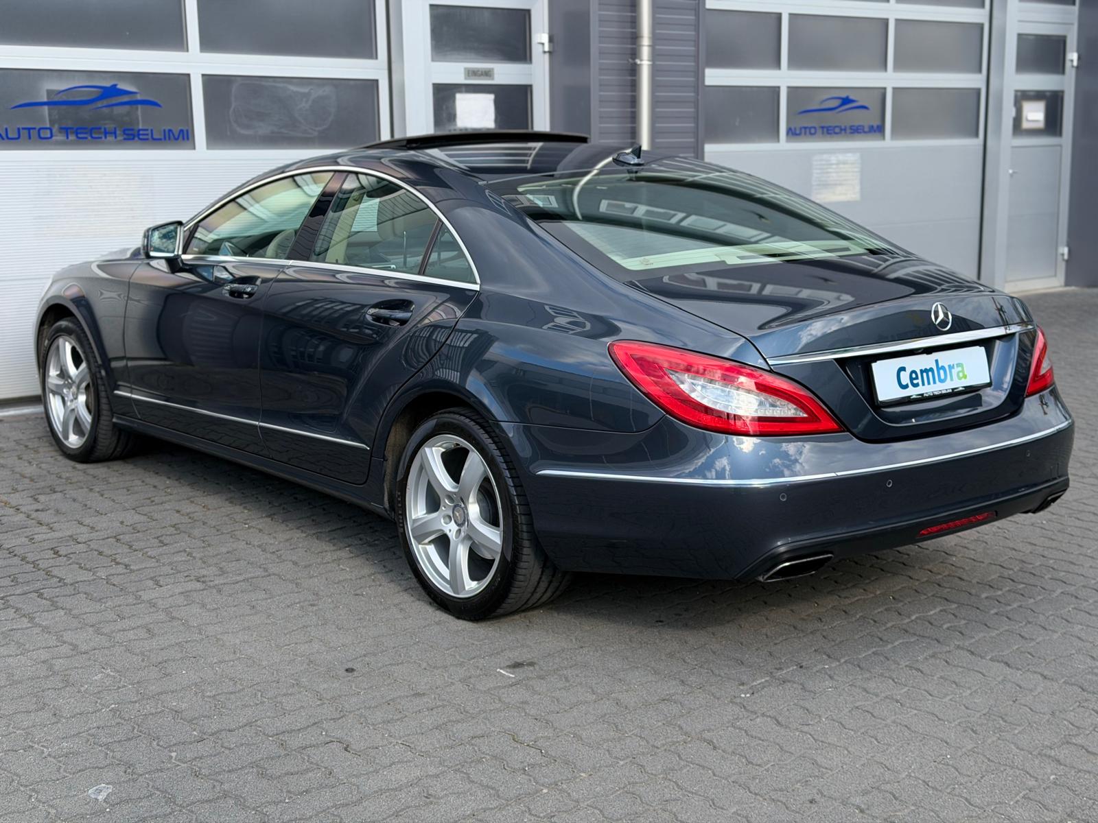 MERCEDES-BENZ CLS 350 CDI Executive 4Matic 7G-Tronic-image-9