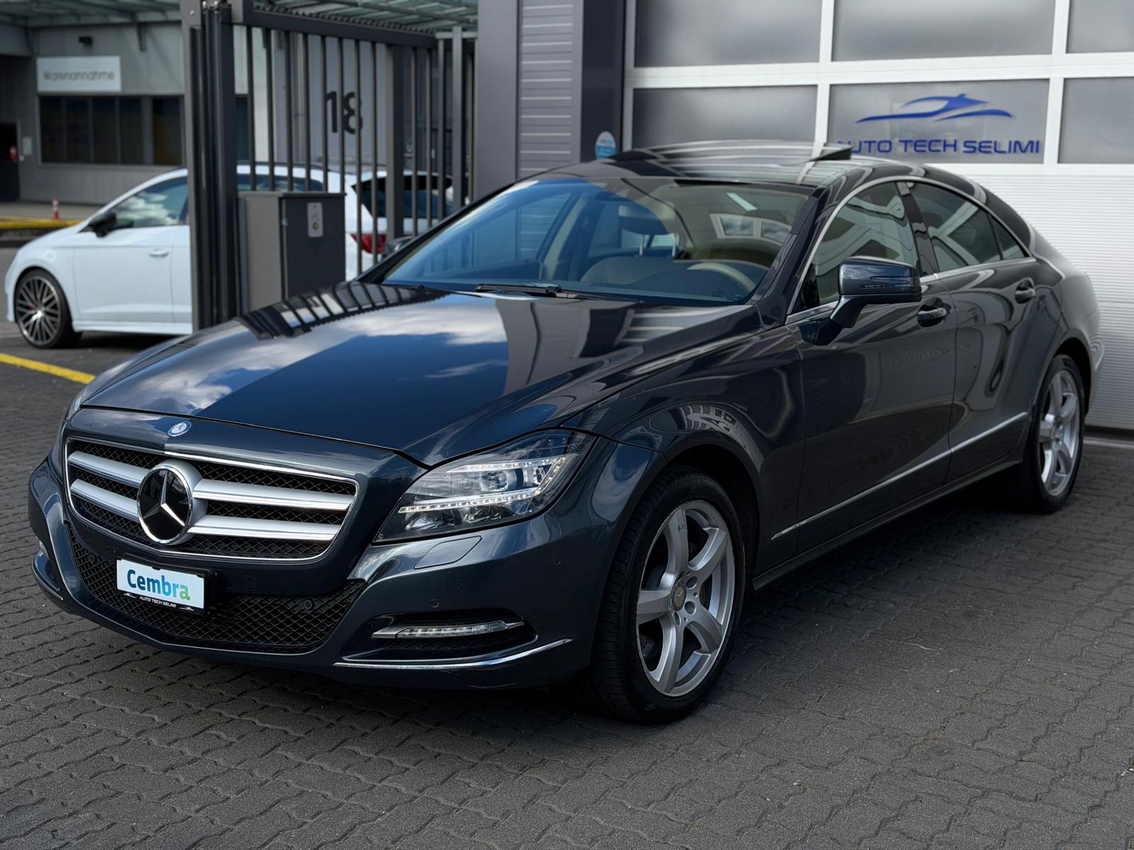 MERCEDES-BENZ CLS 350 CDI Executive 4Matic 7G-Tronic-image-4