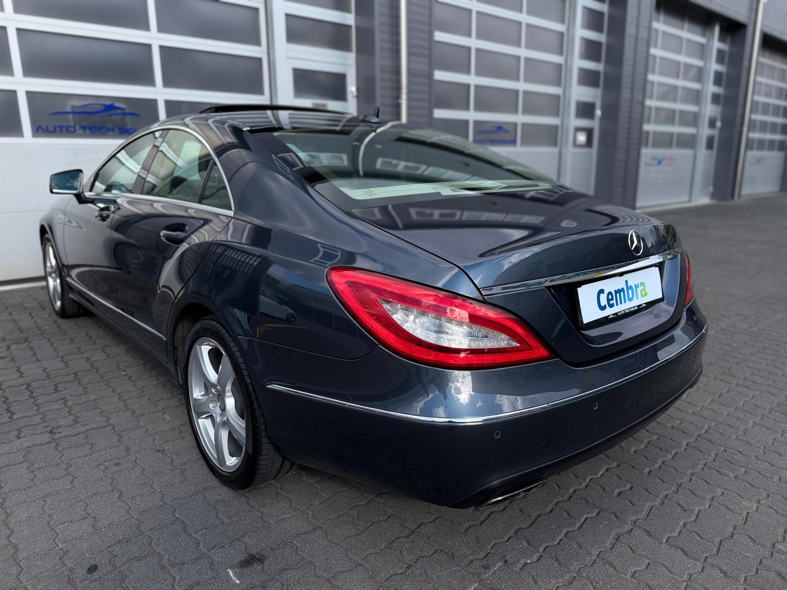 MERCEDES-BENZ CLS 350 CDI Executive 4Matic 7G-Tronic-image-8