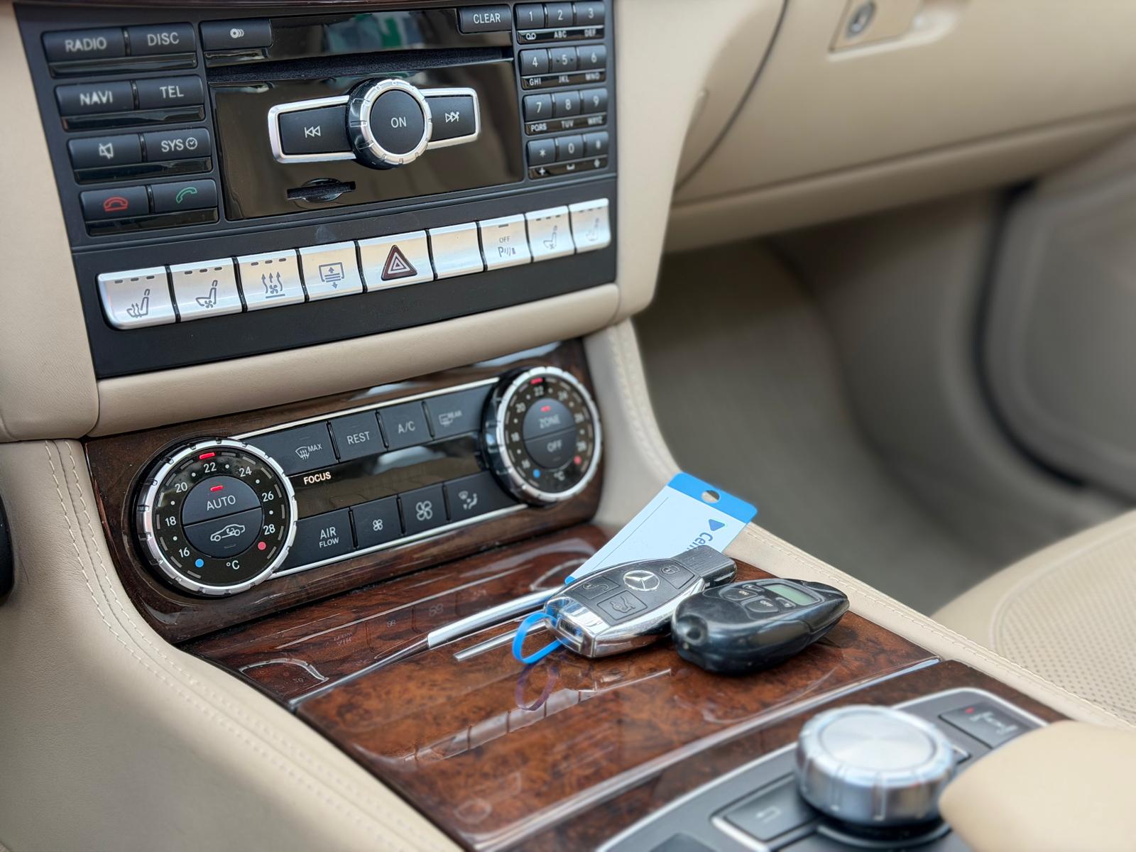MERCEDES-BENZ CLS 350 CDI Executive 4Matic 7G-Tronic-image-15