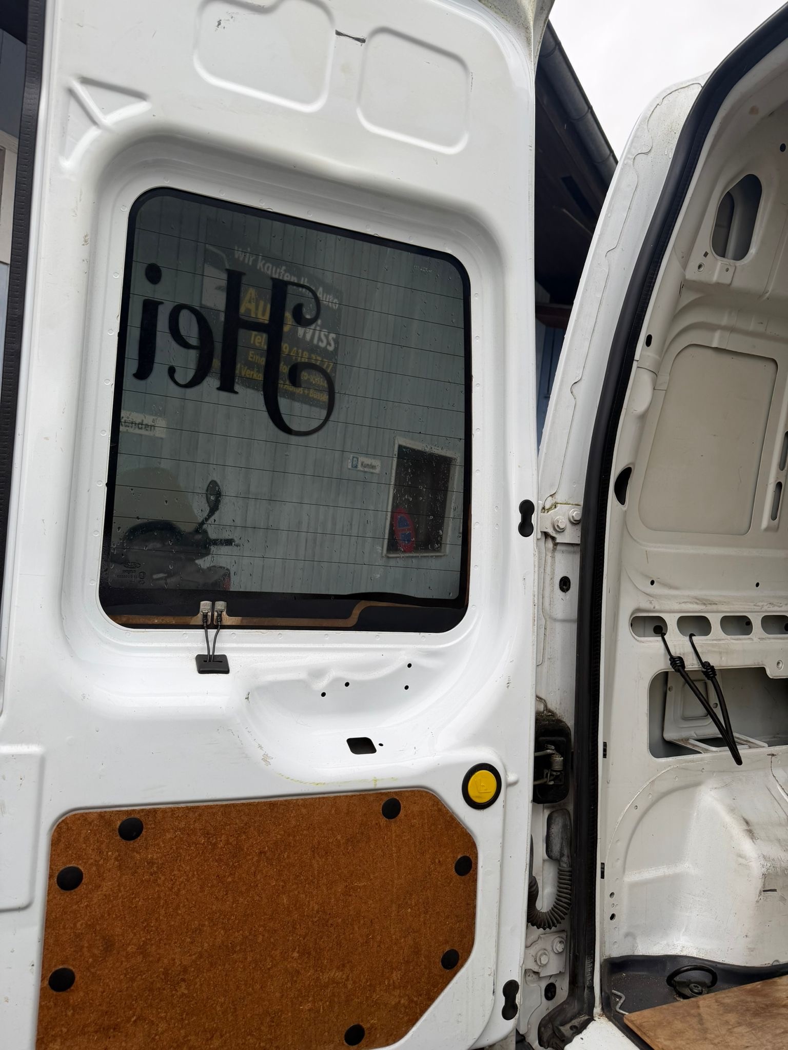 FORD Transit Connect Van T230 1.8 TDCi L Trend-image-14