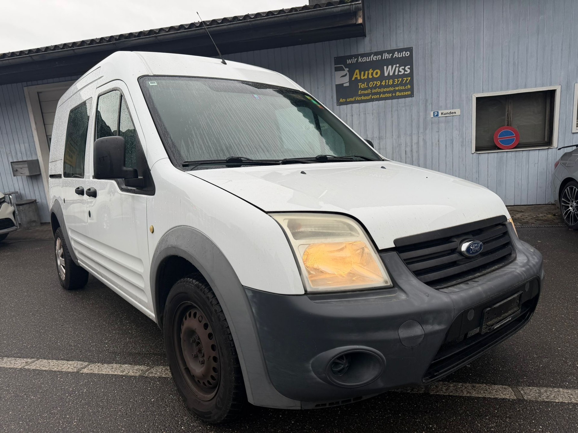 FORD Transit Connect Van T230 1.8 TDCi L Trend-showroom-element-3