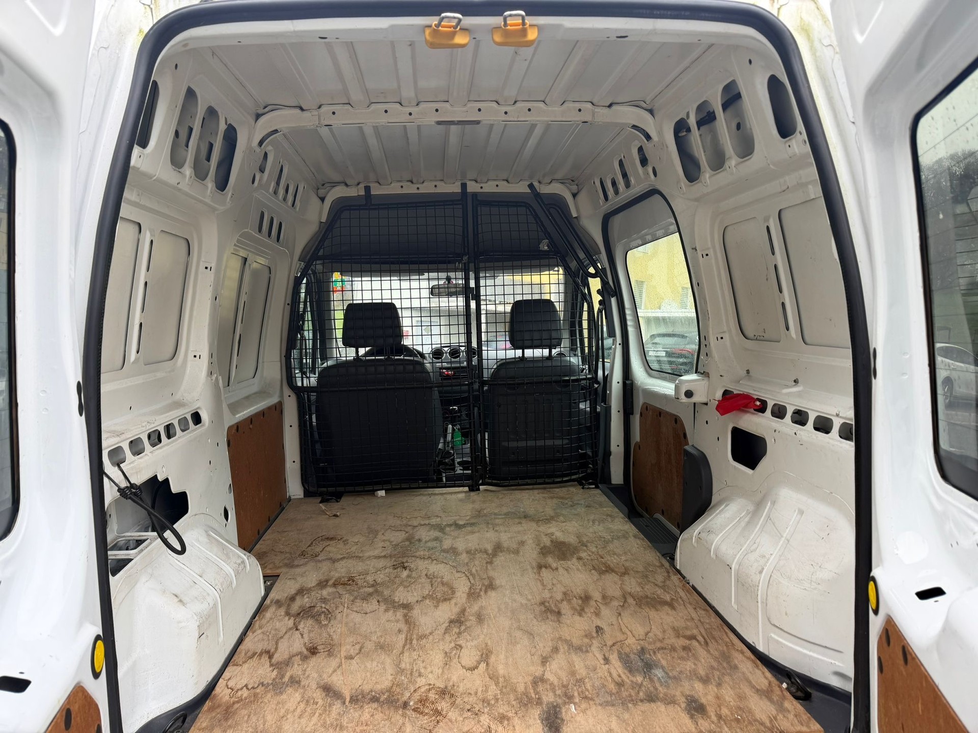 FORD Transit Connect Van T230 1.8 TDCi L Trend-image-12