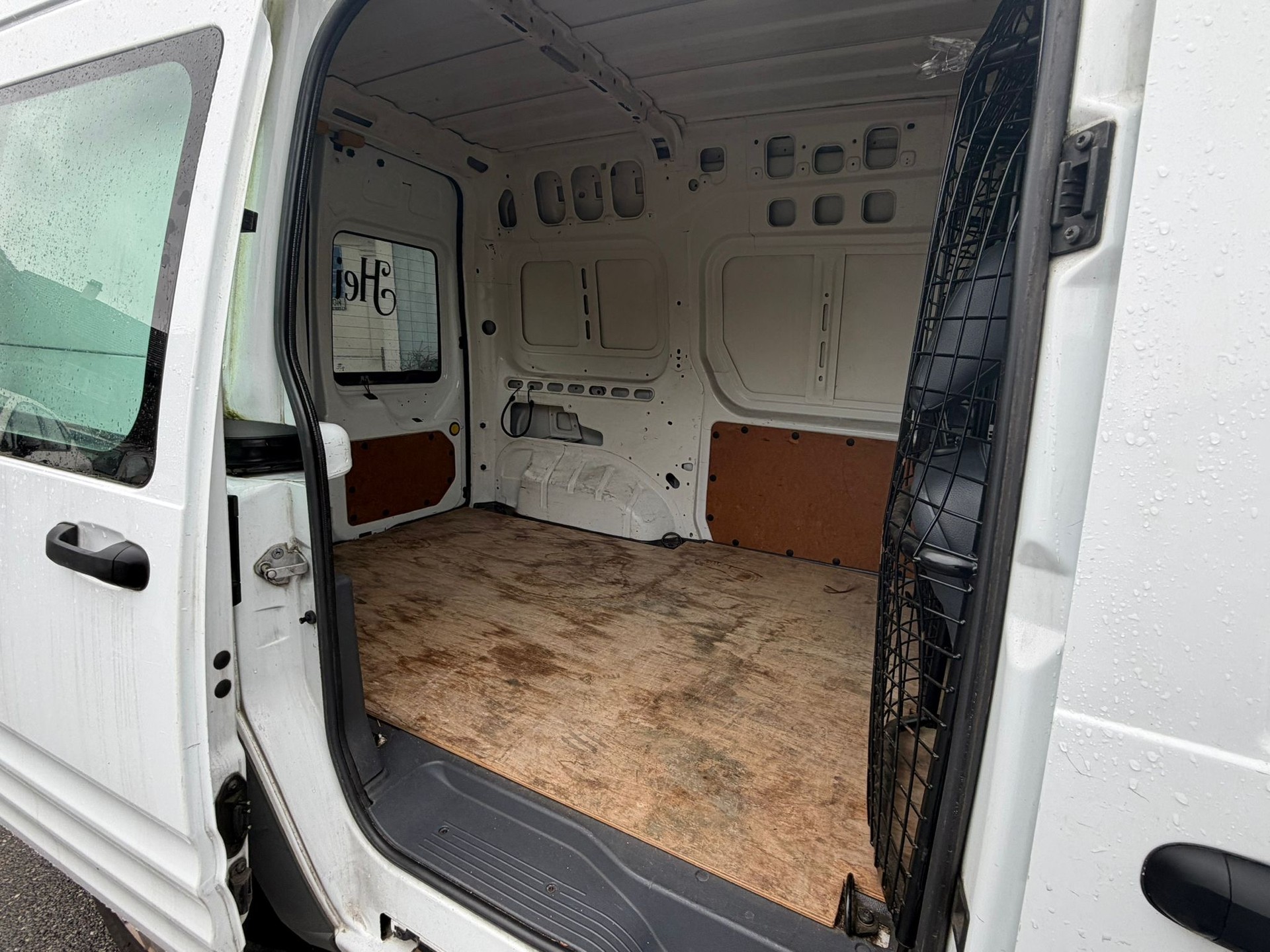 FORD Transit Connect Van T230 1.8 TDCi L Trend-image-13
