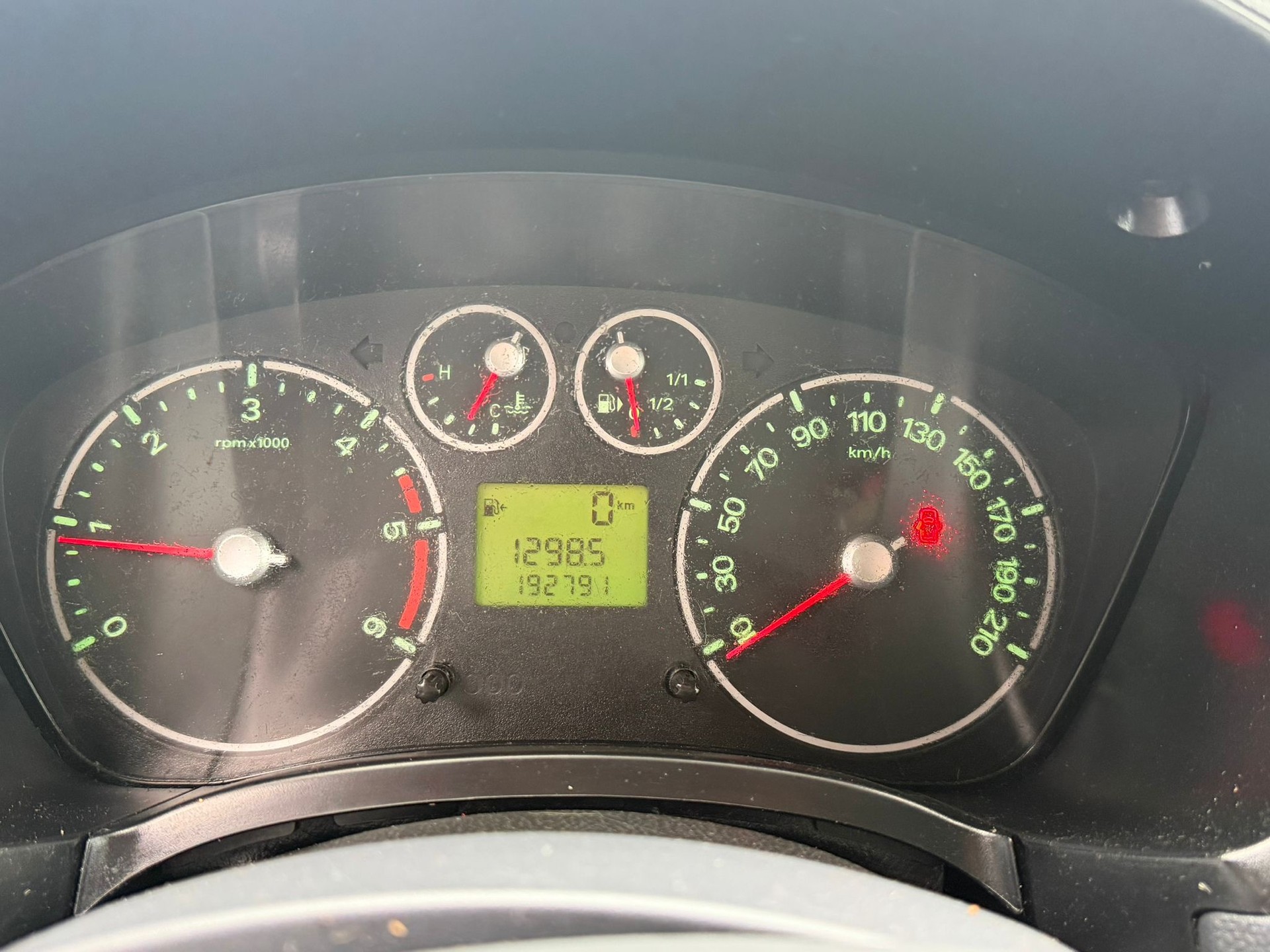 FORD Transit Connect Van T230 1.8 TDCi L Trend-image-8