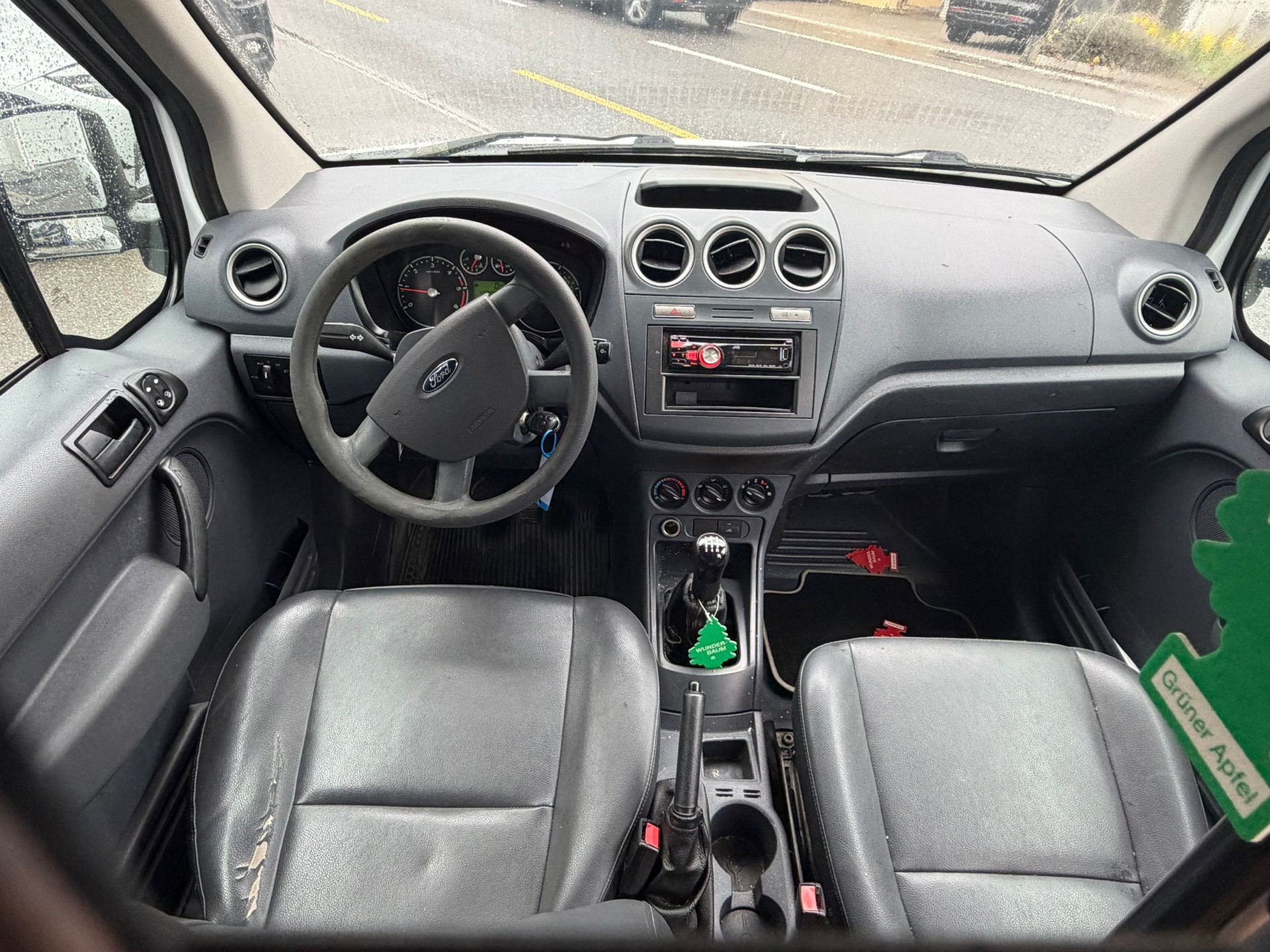 FORD Transit Connect Van T230 1.8 TDCi L Trend-image-9