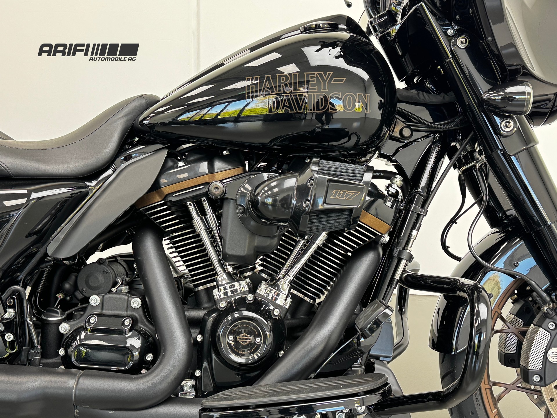 HARLEY-DAVIDSON FLHXST Street Glide ST 117-image-7