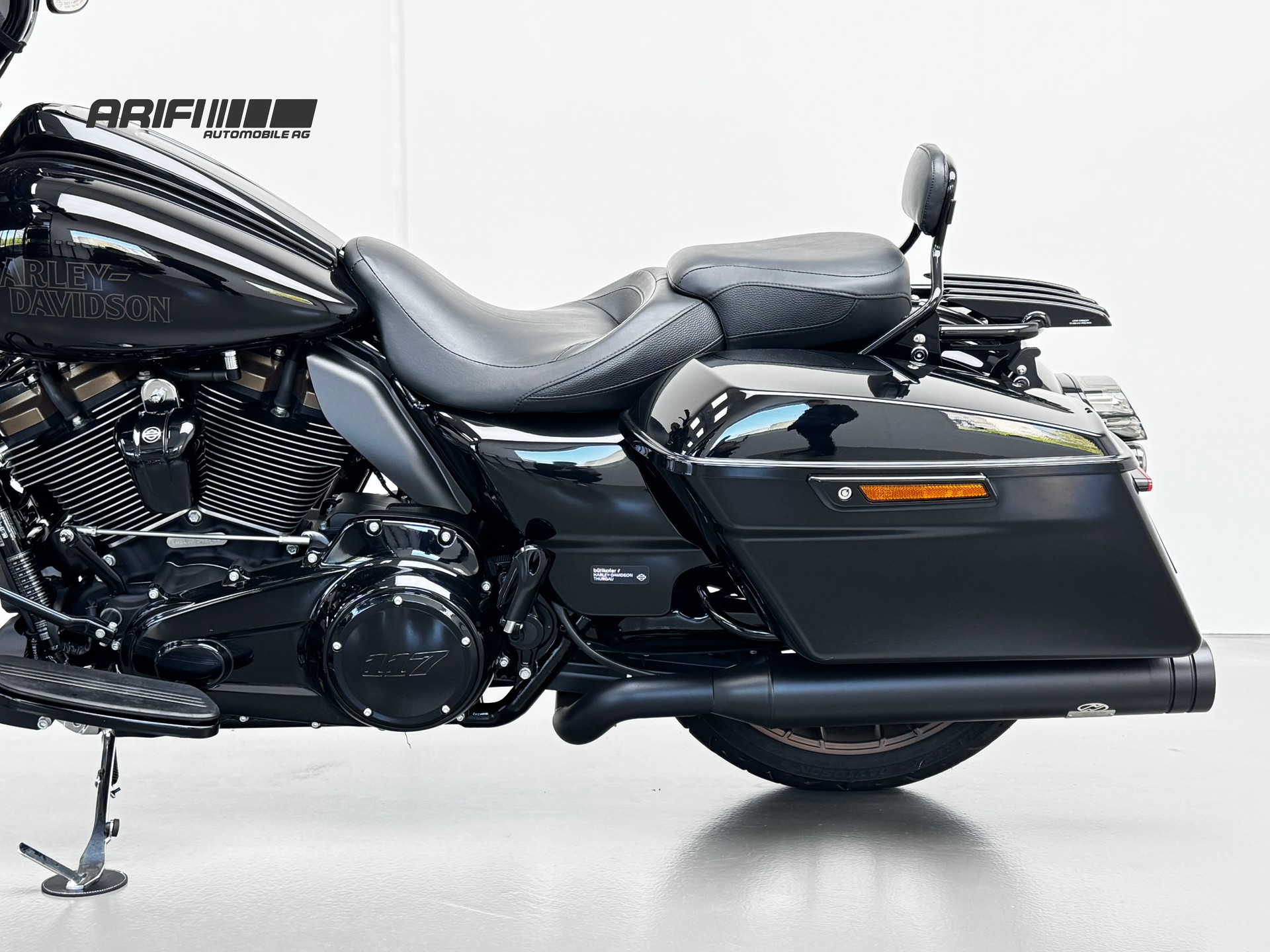HARLEY-DAVIDSON FLHXST Street Glide ST 117-image-10