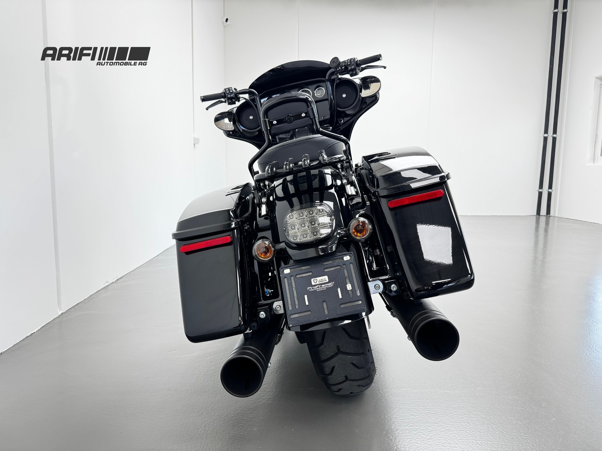 HARLEY-DAVIDSON FLHXST Street Glide ST 117-image-1