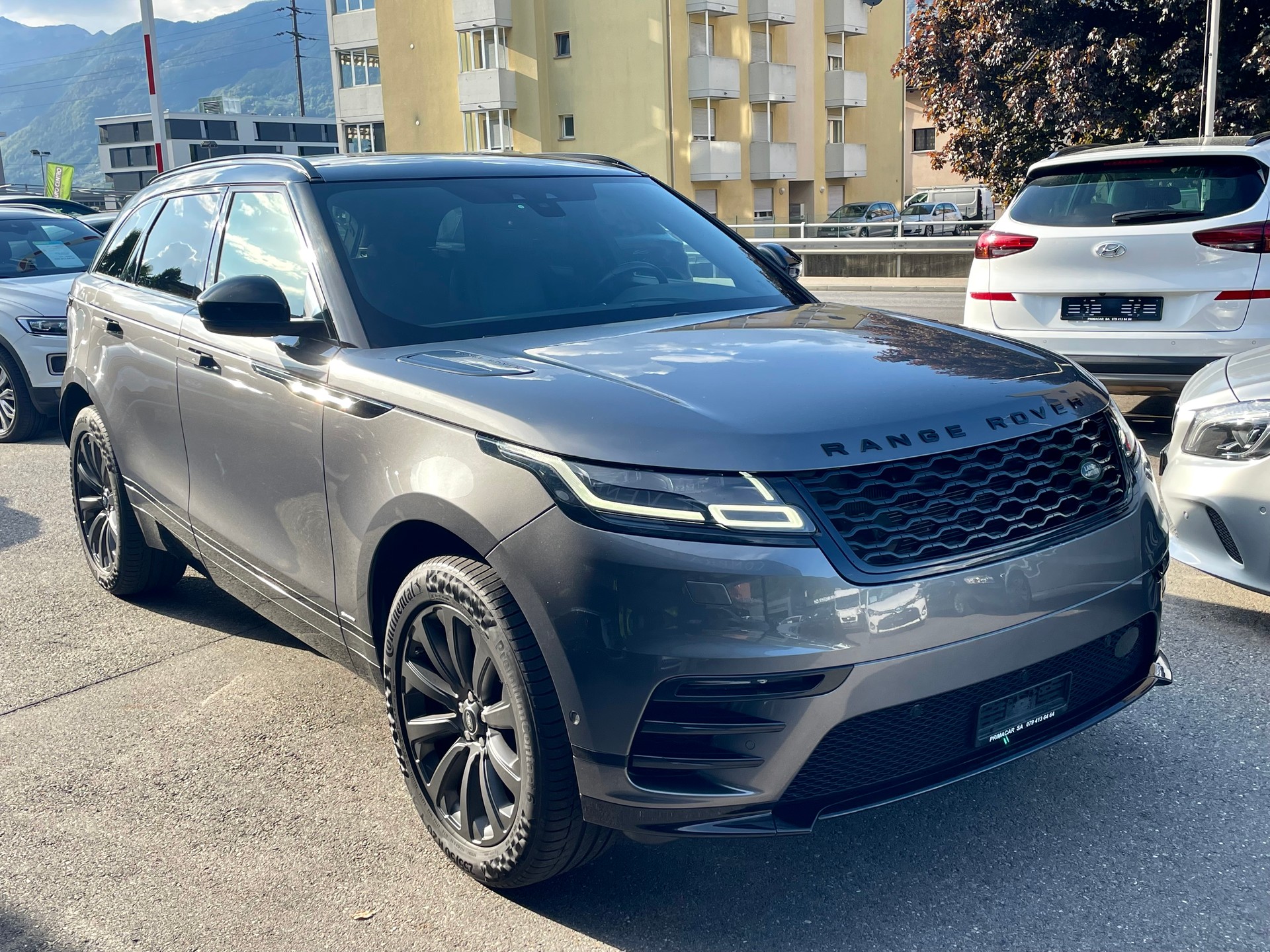 LAND ROVER Range Rover Velar R-Dynamic D 180 Automatic-image-14