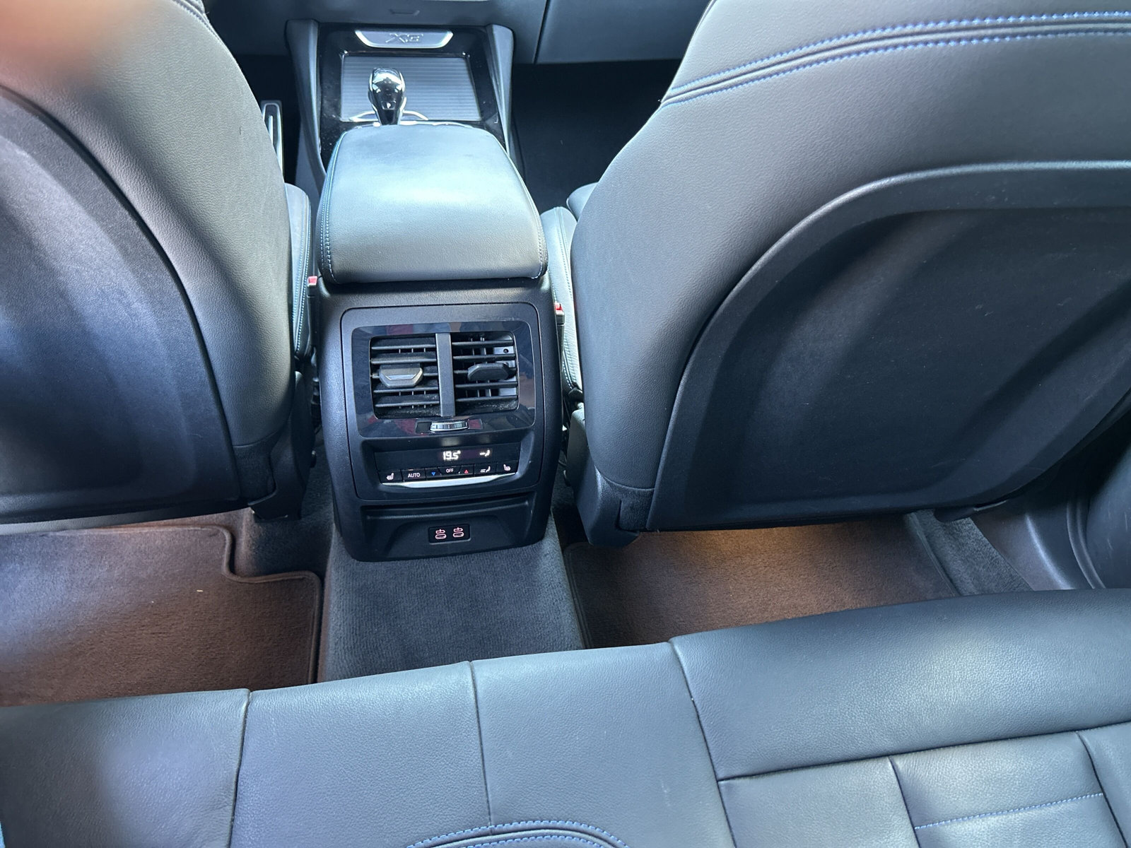 BMW X3 20d xDrive M Sport (CH)-image-19