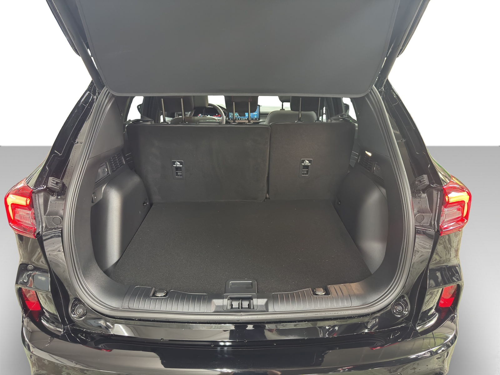 FORD Kuga 2.5 Hybrid ST-Line X 4x4-image-13