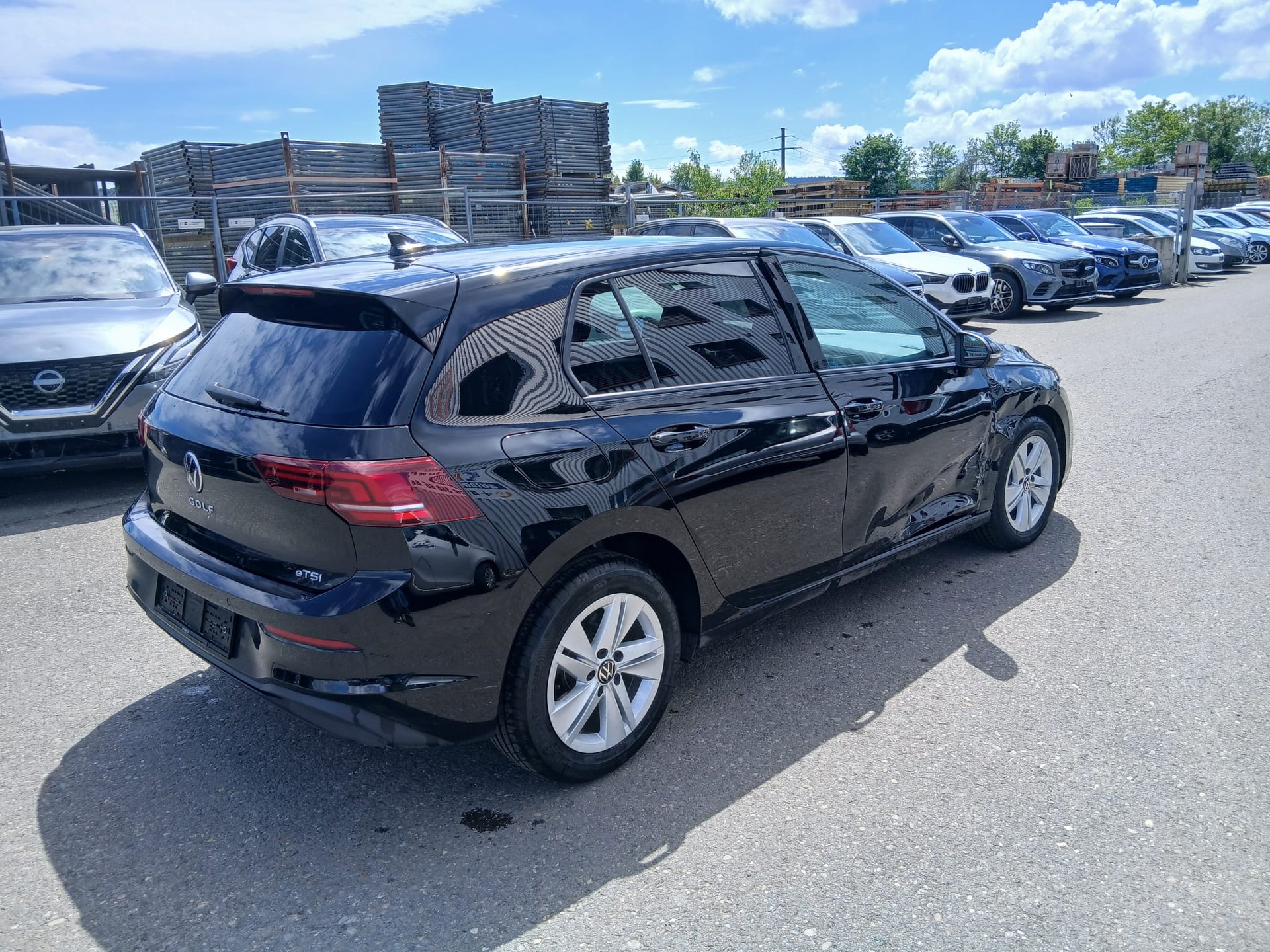 VW Golf 1.5 TSI MHEV United DSG/ Blechschade Seite Recht-image-10