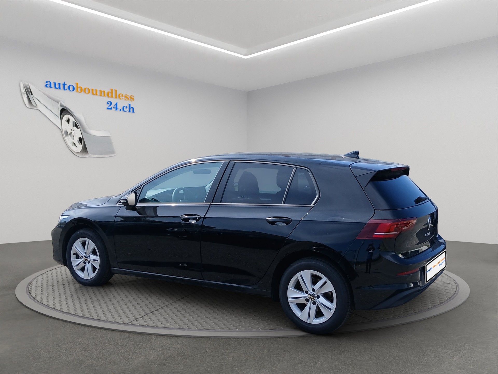 VW Golf 1.5 TSI MHEV United DSG/ Blechschade Seite Recht-image-4