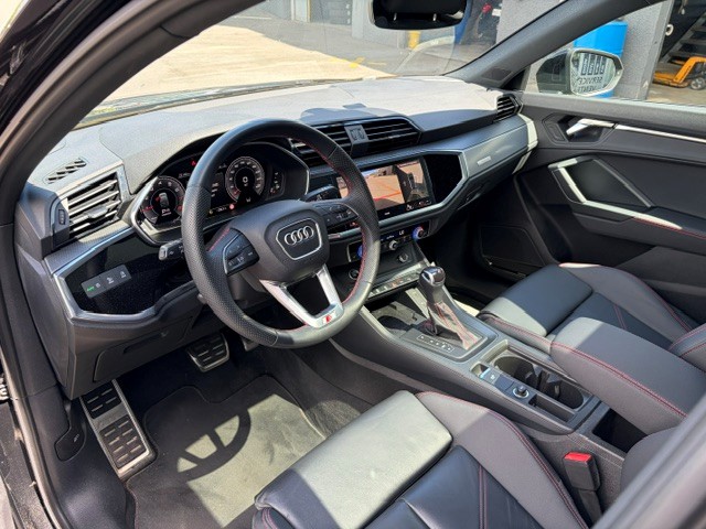 AUDI Q3 Sportback 1.5 35 TFSI S line S-Tronic-image-8