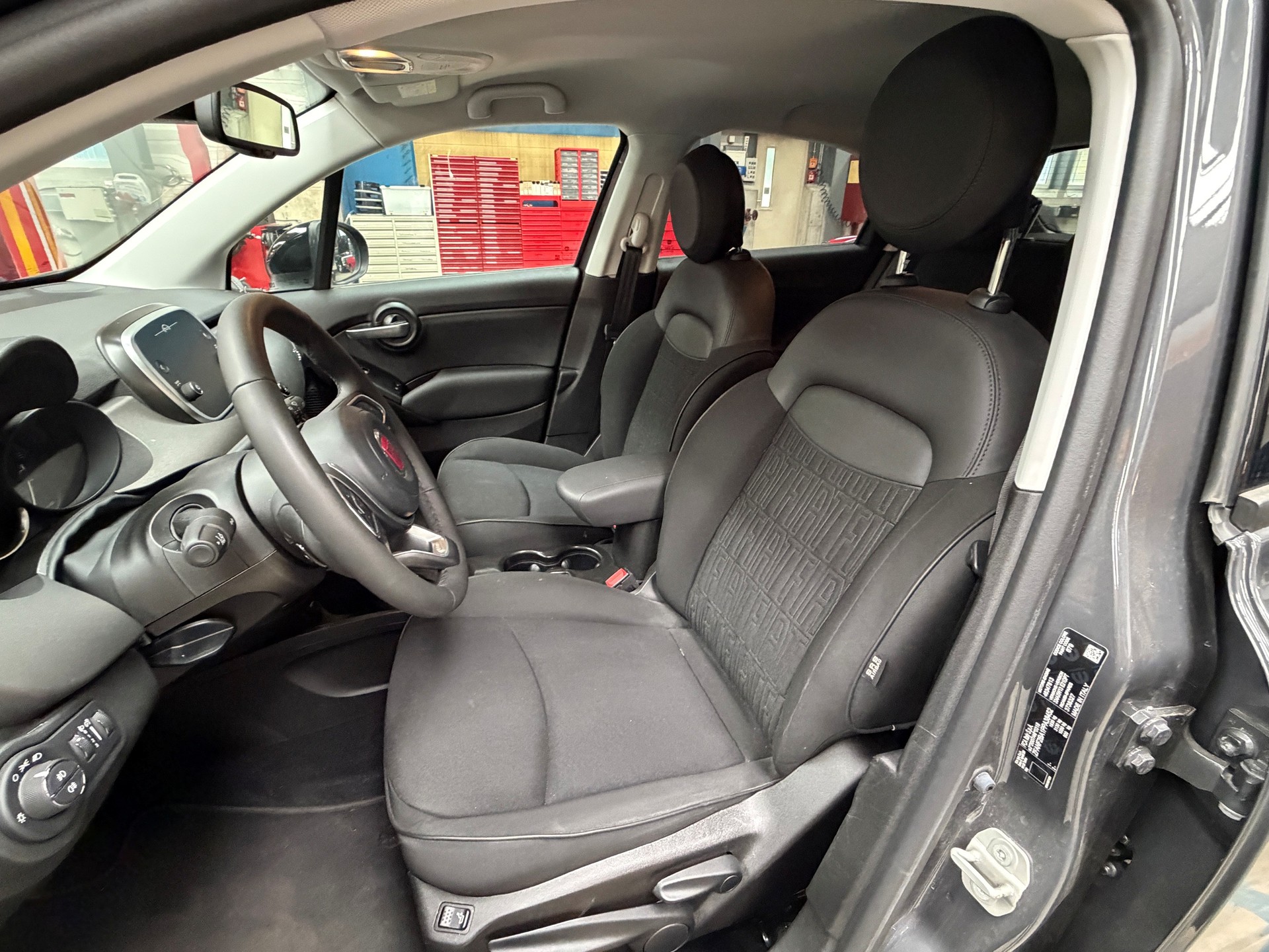 FIAT 500X 1.5 Hybrid Sport DCT-showroom-element-3