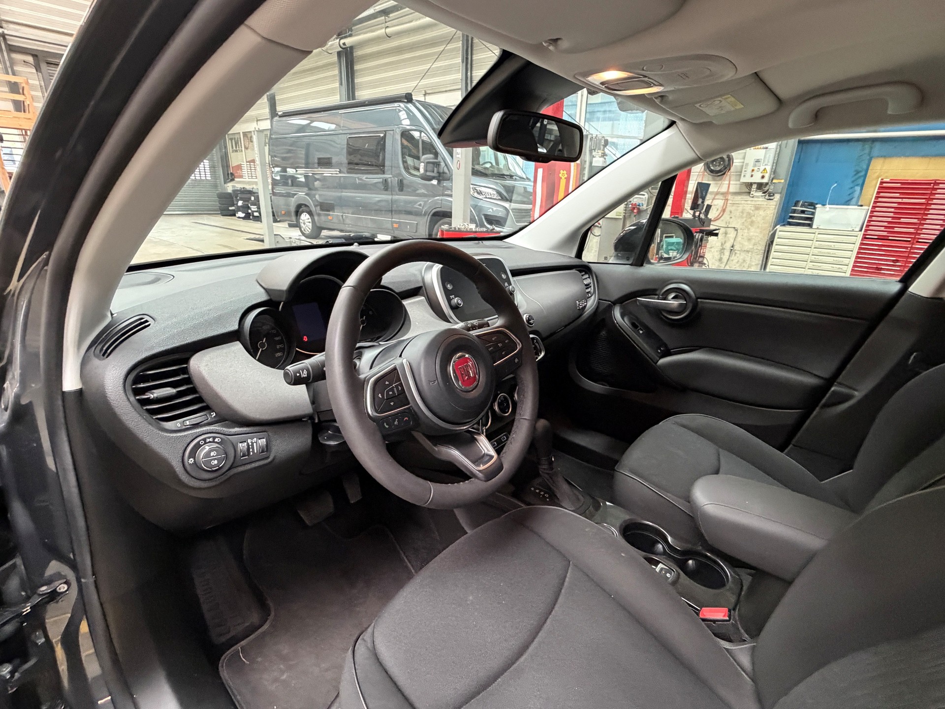 FIAT 500X 1.5 Hybrid Sport DCT-image-6