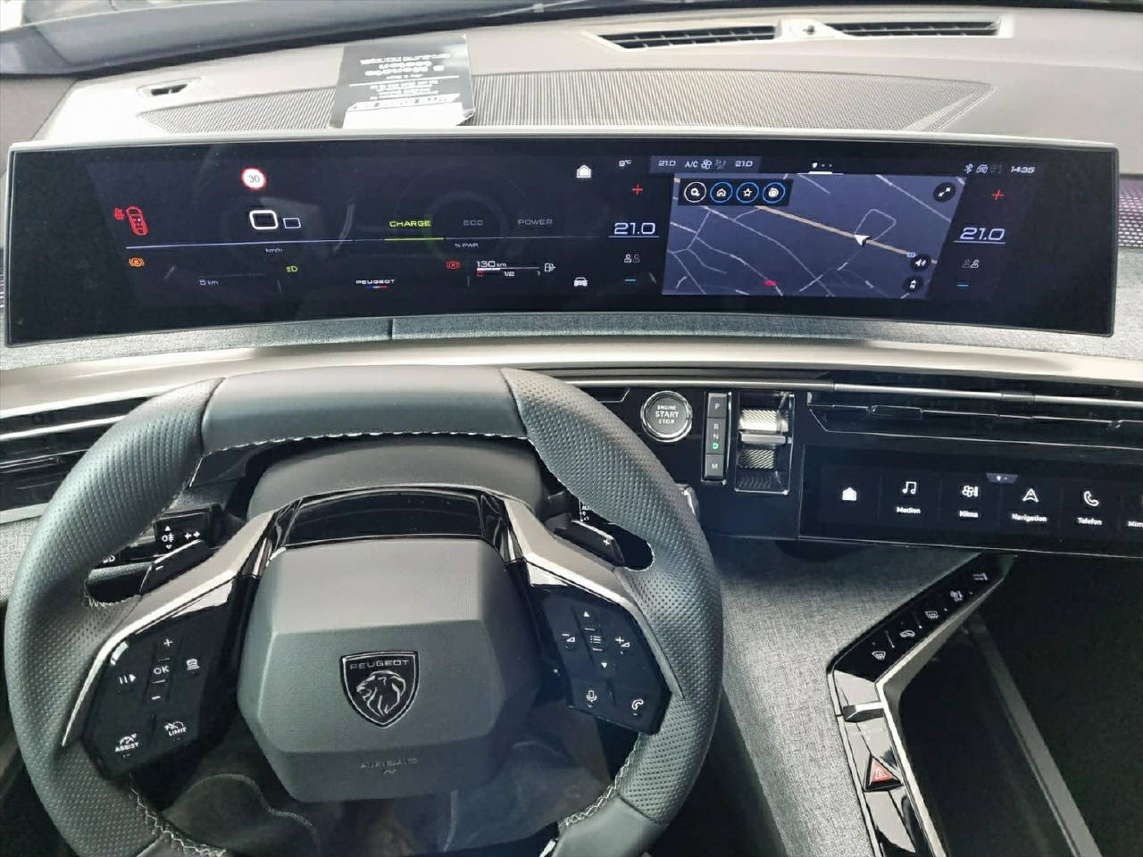 PEUGEOT 3008 1.2 Hybrid GT 145PS-image-6