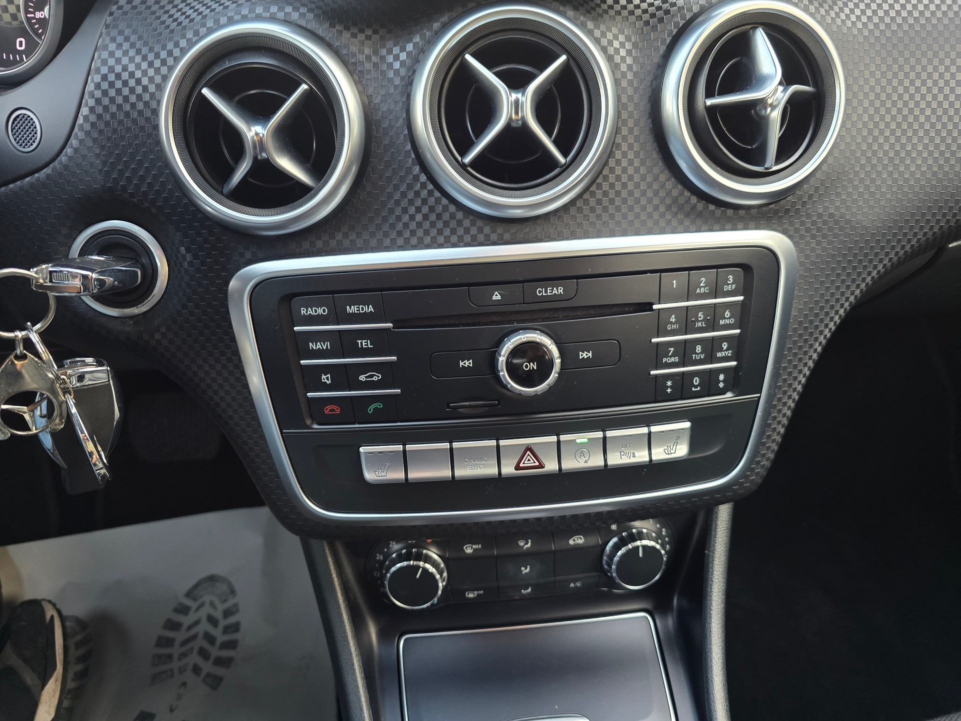 MERCEDES-BENZ A 200 CDI 7G-DCT-image-22