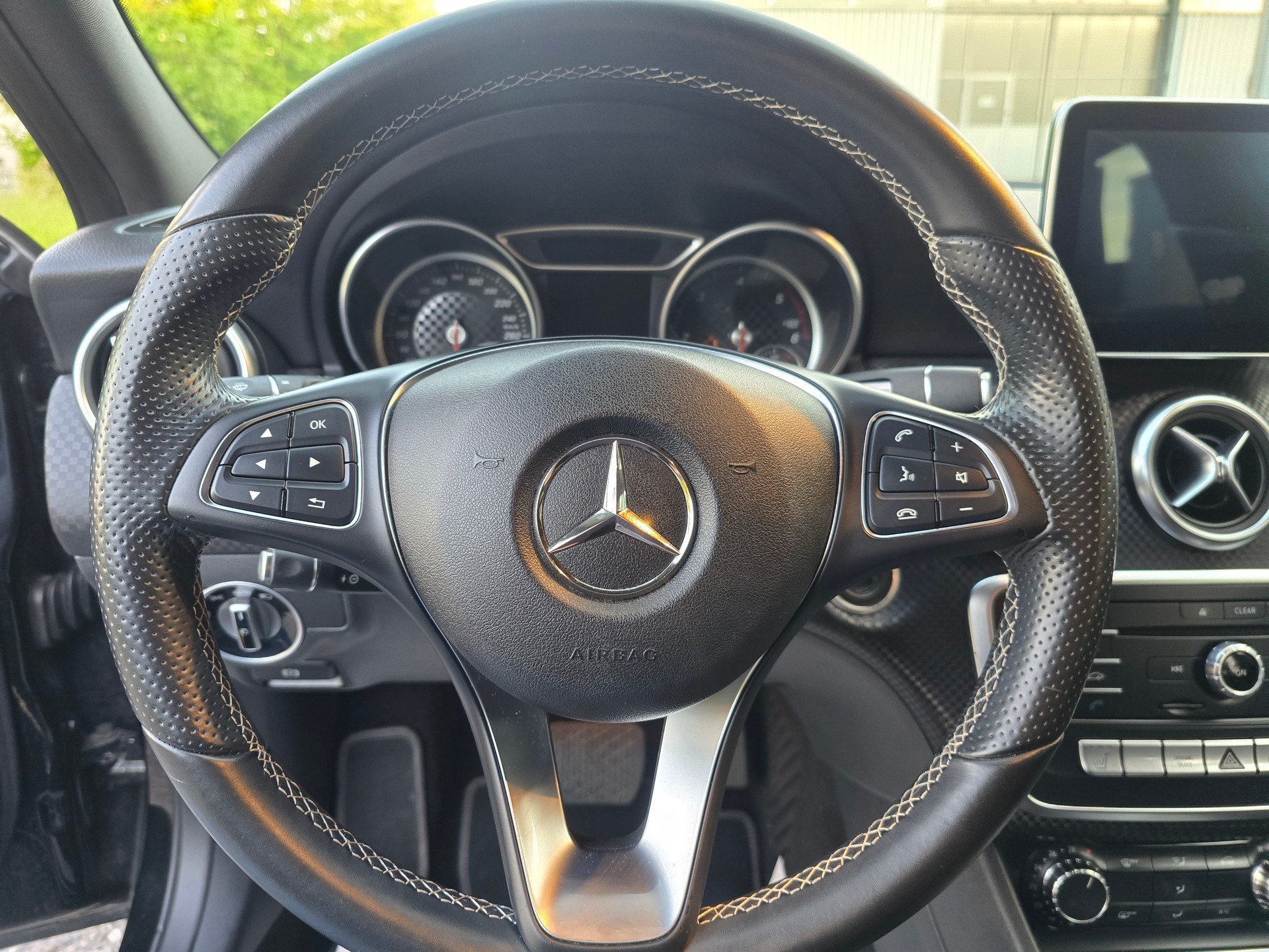 MERCEDES-BENZ A 200 CDI 7G-DCT-image-15