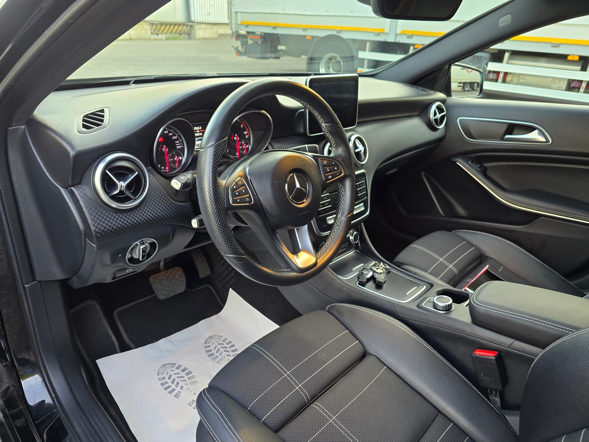 MERCEDES-BENZ A 200 CDI 7G-DCT-image-10