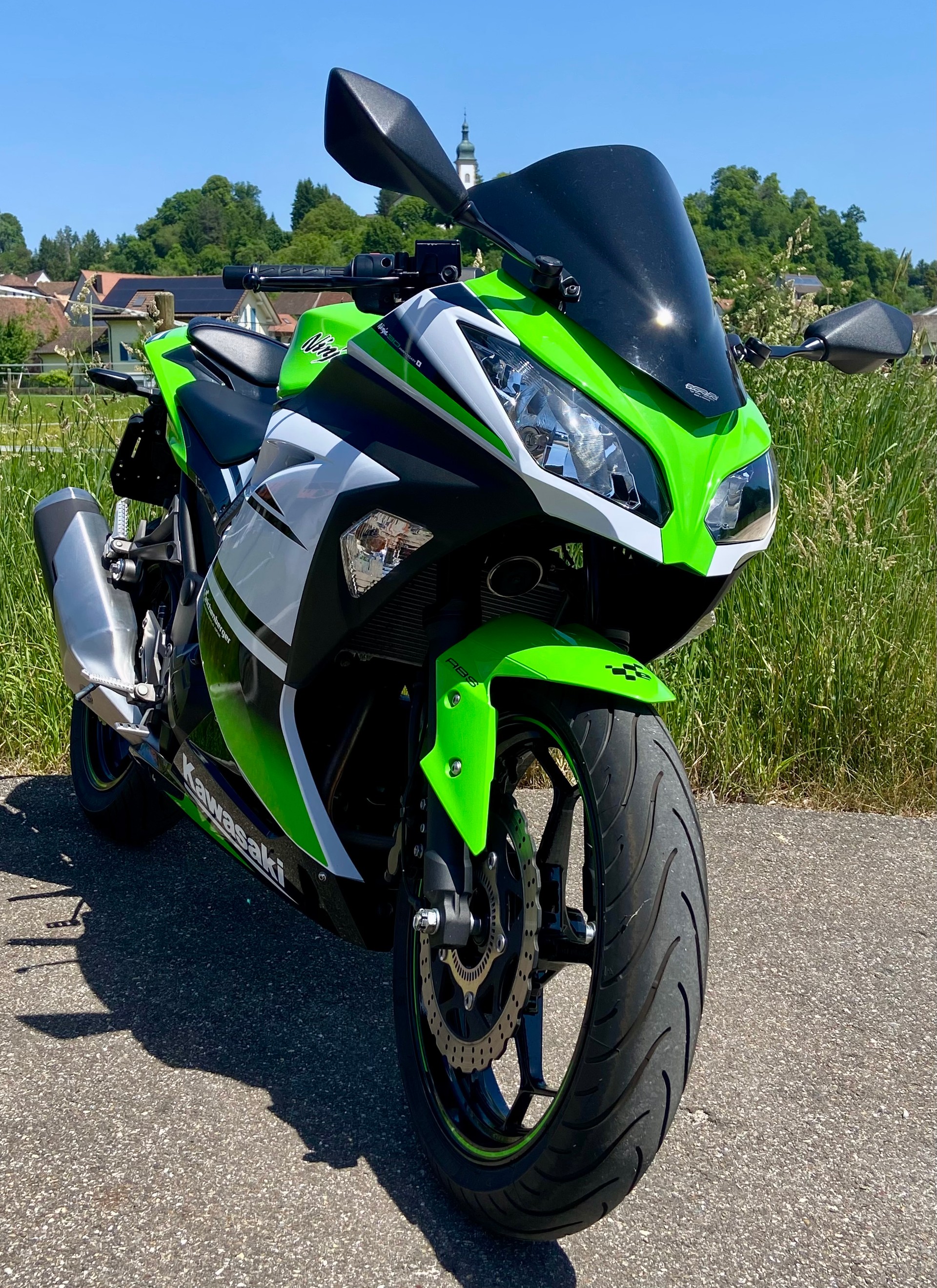 KAWASAKI Ninja 300 ABS-image-1