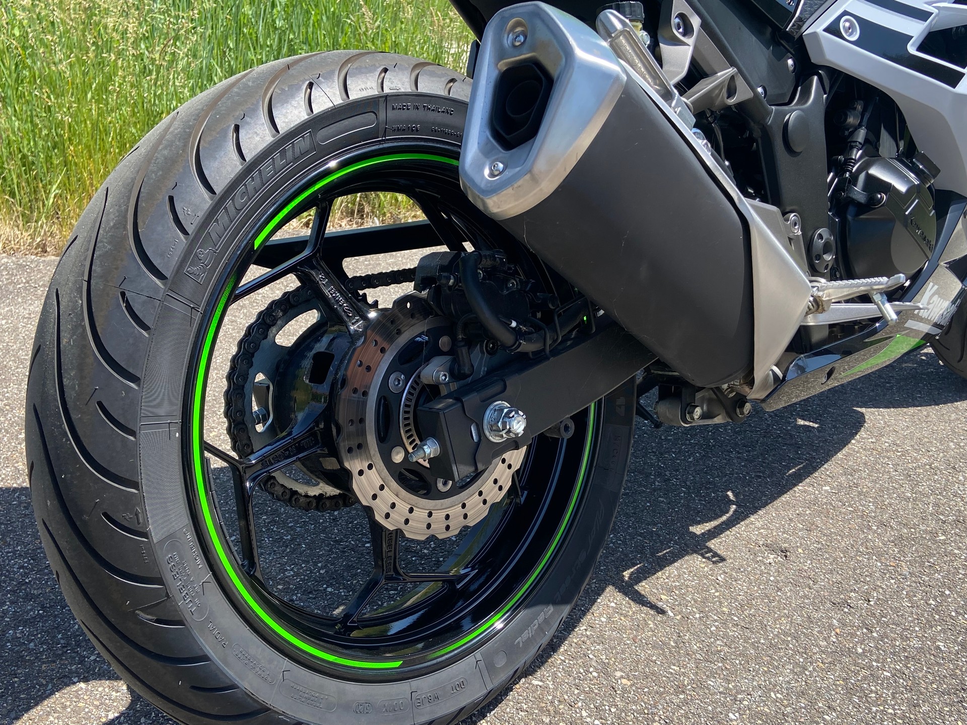 KAWASAKI Ninja 300 ABS-image-2