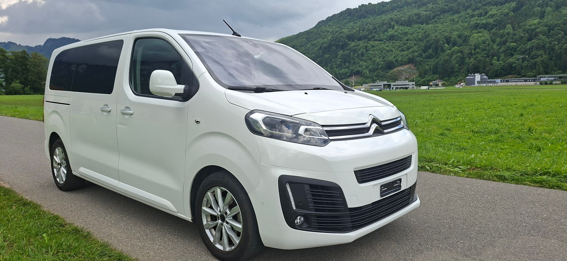CITROEN Spacetourer 2.0 BlueHDi Business M EAT-image-3