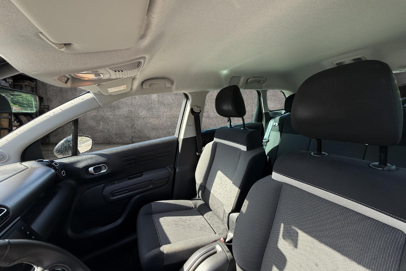CITROEN C3 Aircross 1.2i PureTech Rip Curl EAT-image-9