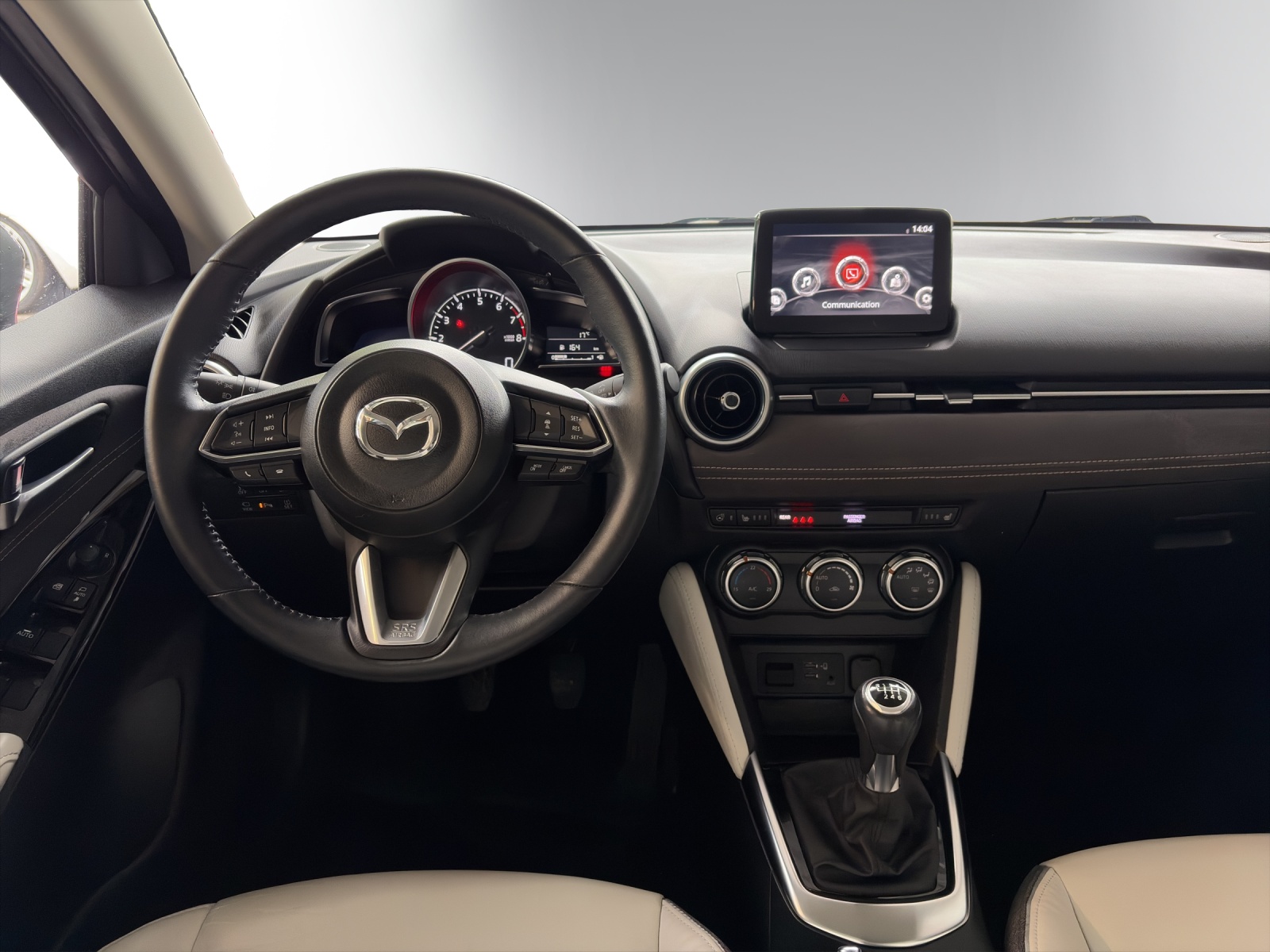MAZDA 2 G 90 MHD Revolution-image-10
