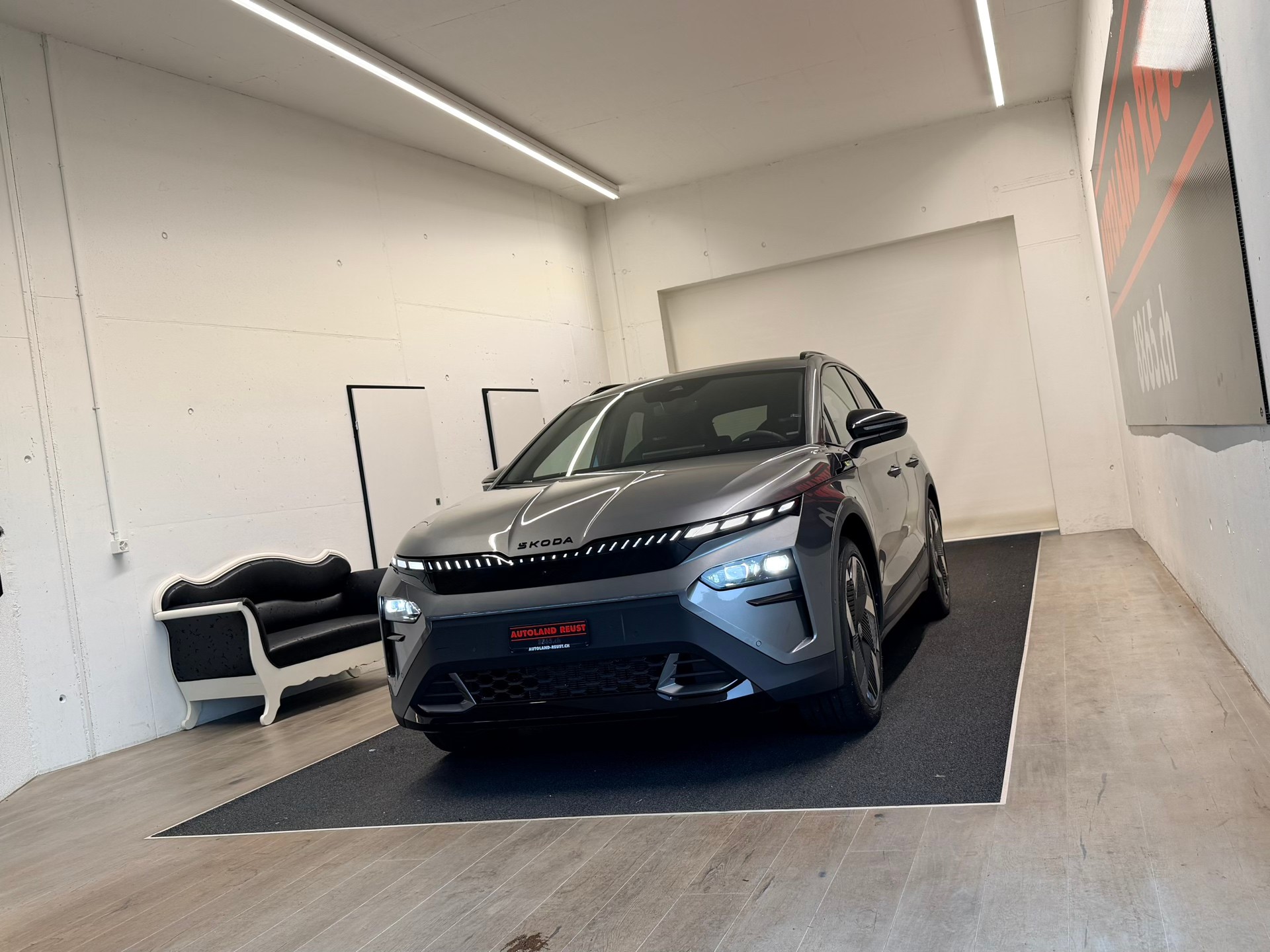 SKODA Elroq RS 4x4-image-2