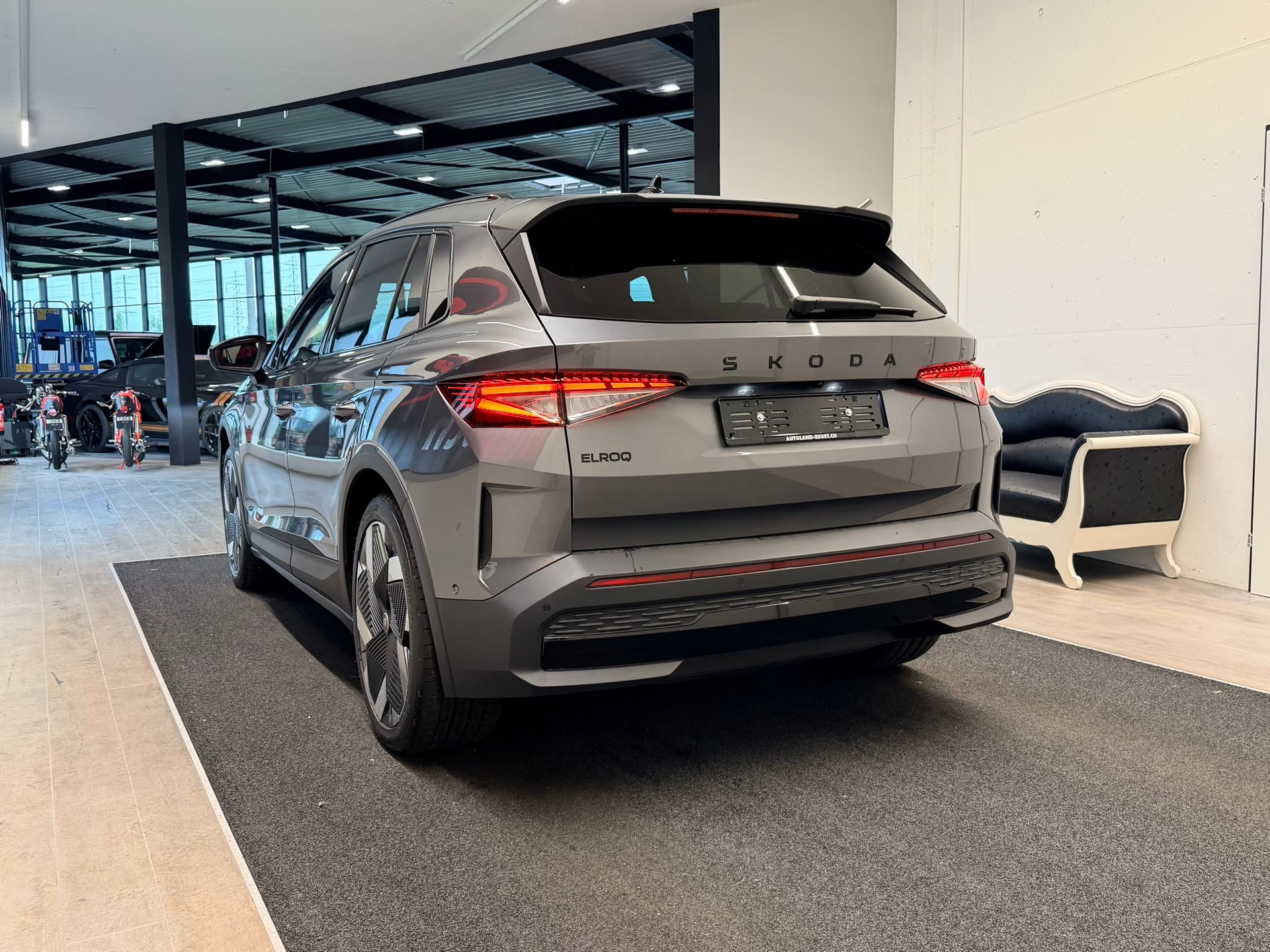 SKODA Elroq RS 4x4-image-6