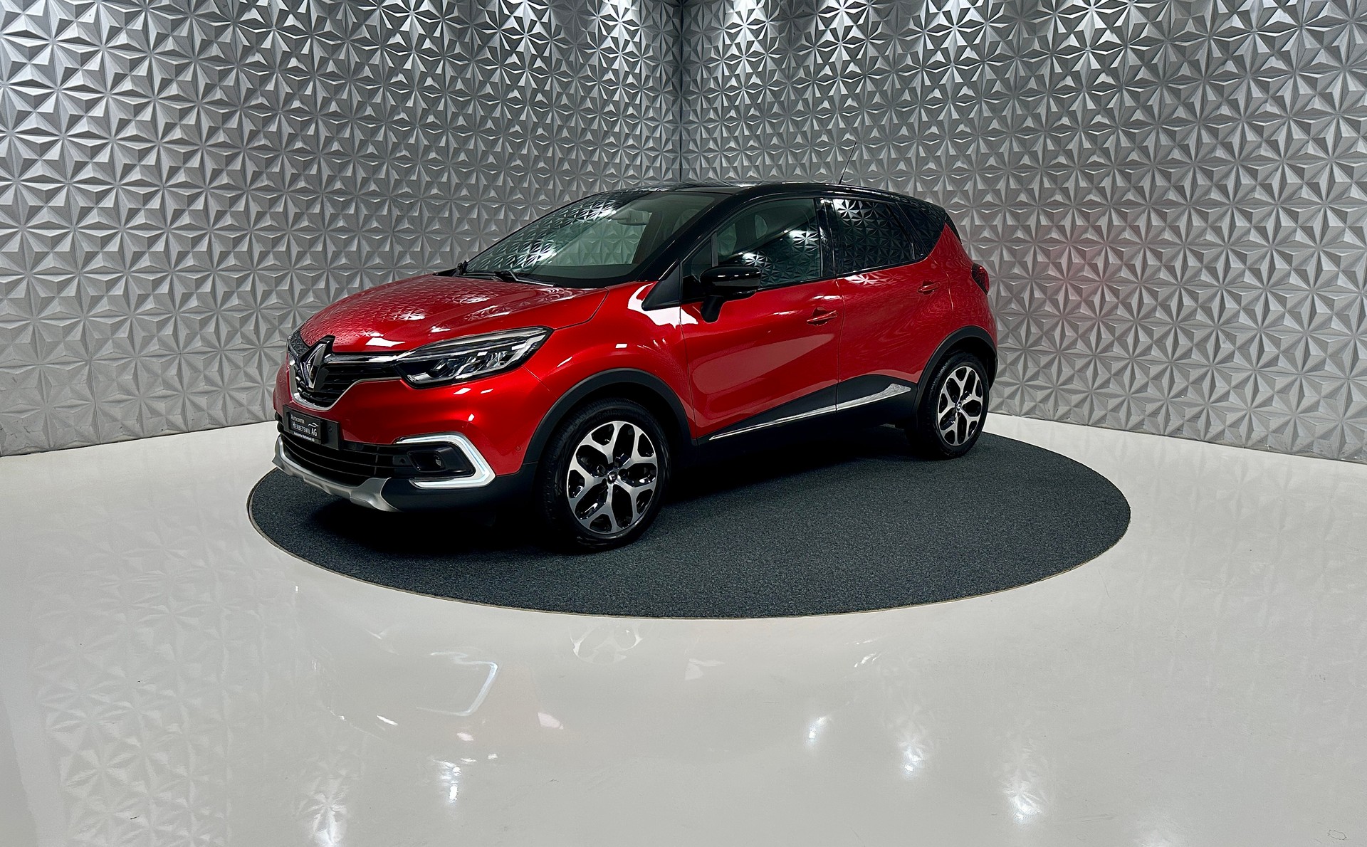 RENAULT Captur 1.2 T 16V Editione One EDC
