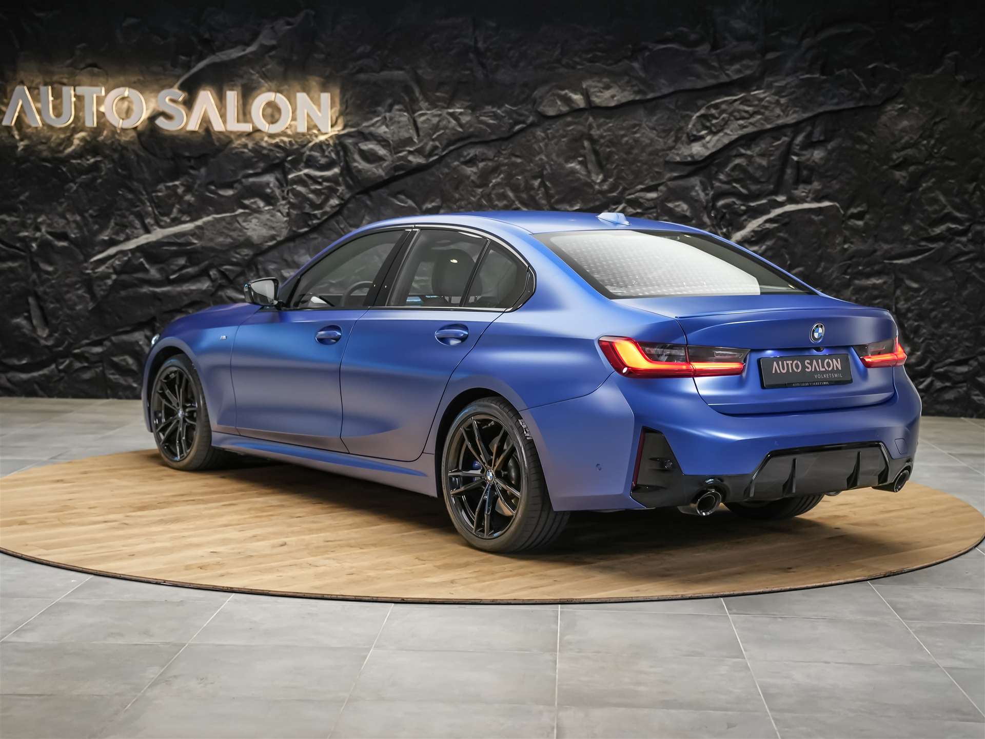 BMW 320d xDrive 48V Steptronic M Sport *Werksgarantie*Harman/Kardon*Abstandsregler*Head Up*-showroom-element-3